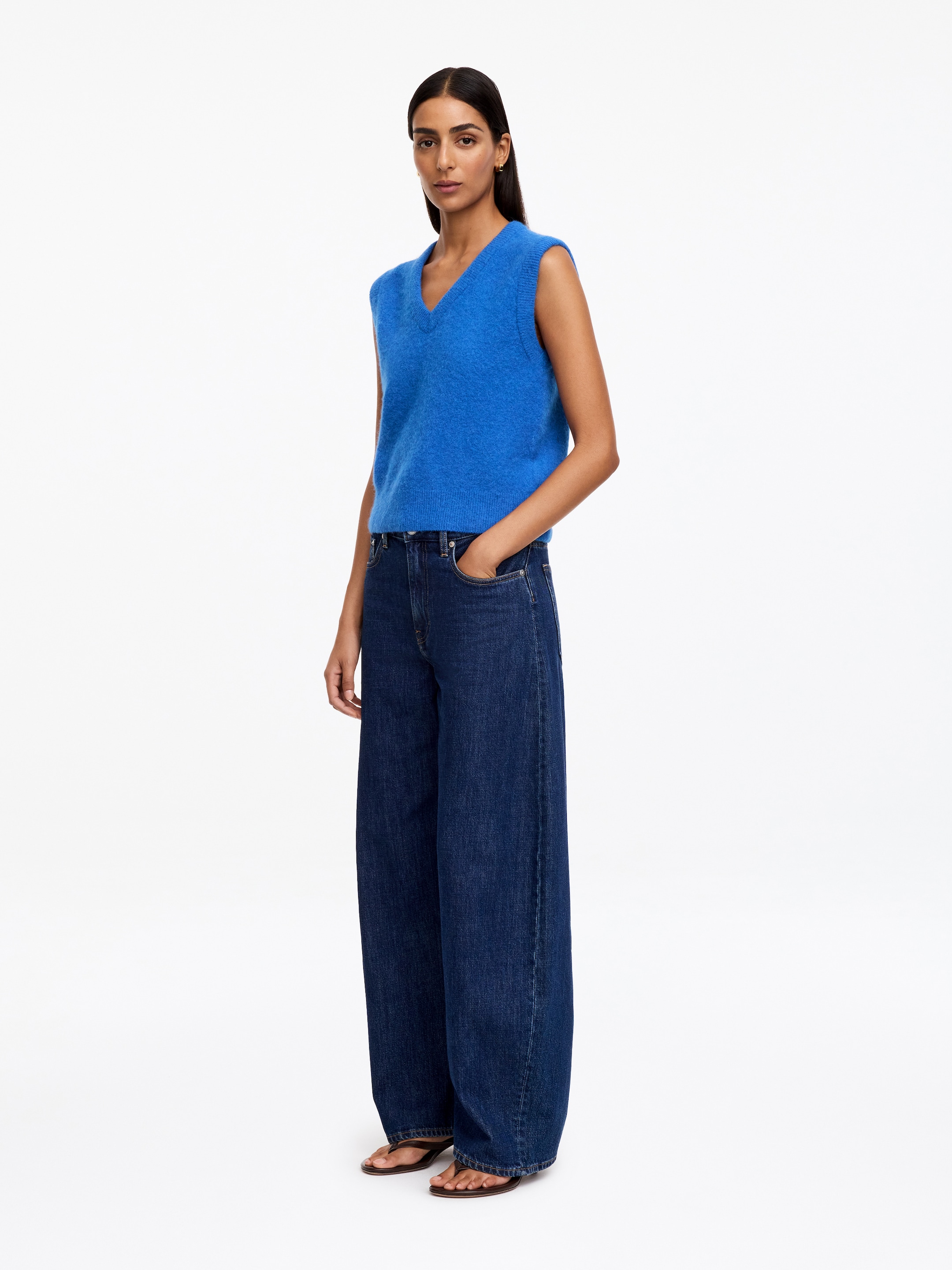 Alpaca-Wool Blend Vest - Blue - Regular fit - women - StillMedia/Lookbook - 3