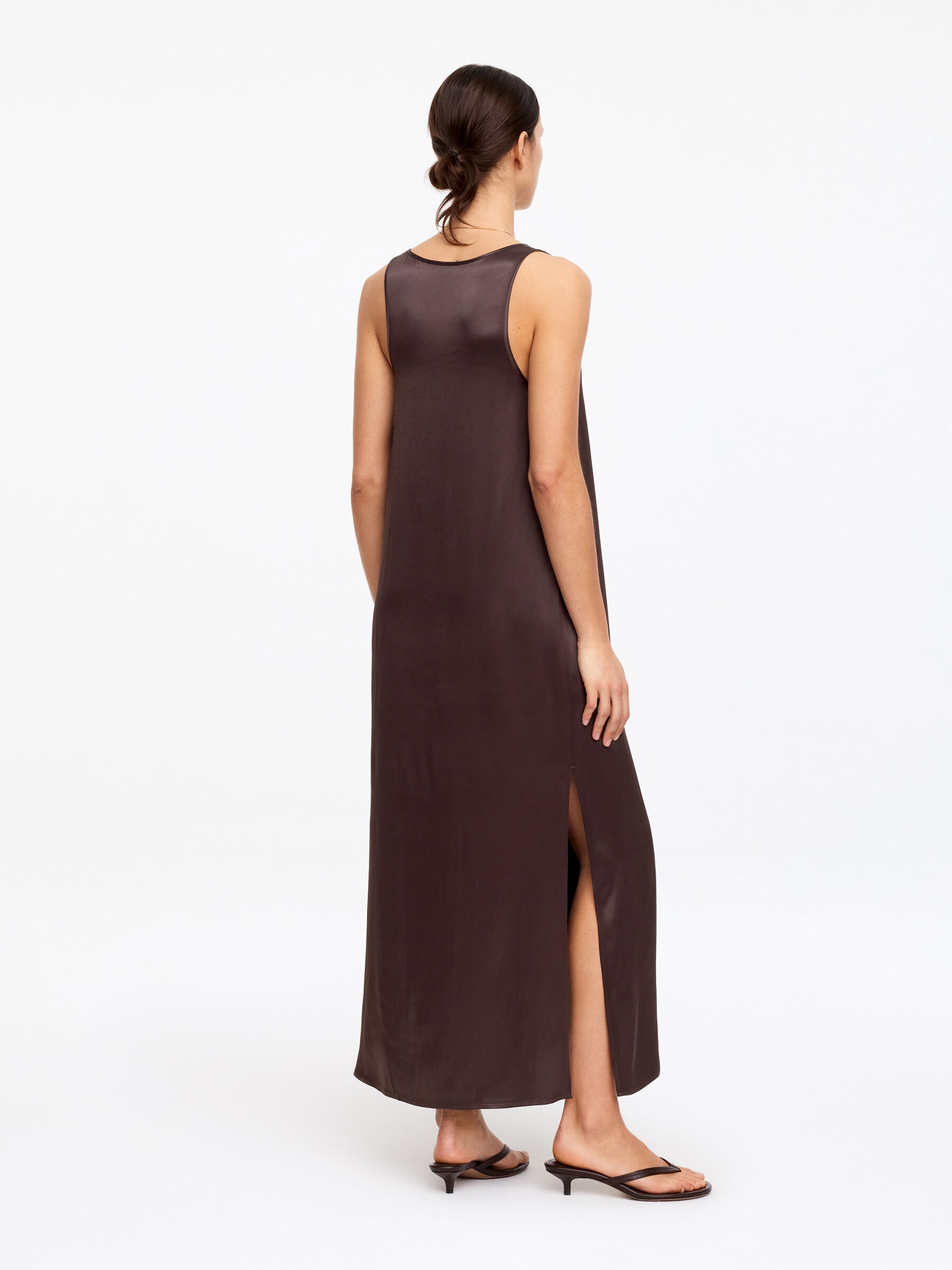 Sleeveless Satin Dress - Brown - Loose fit - Women - StillMedia/Lookbook - 5