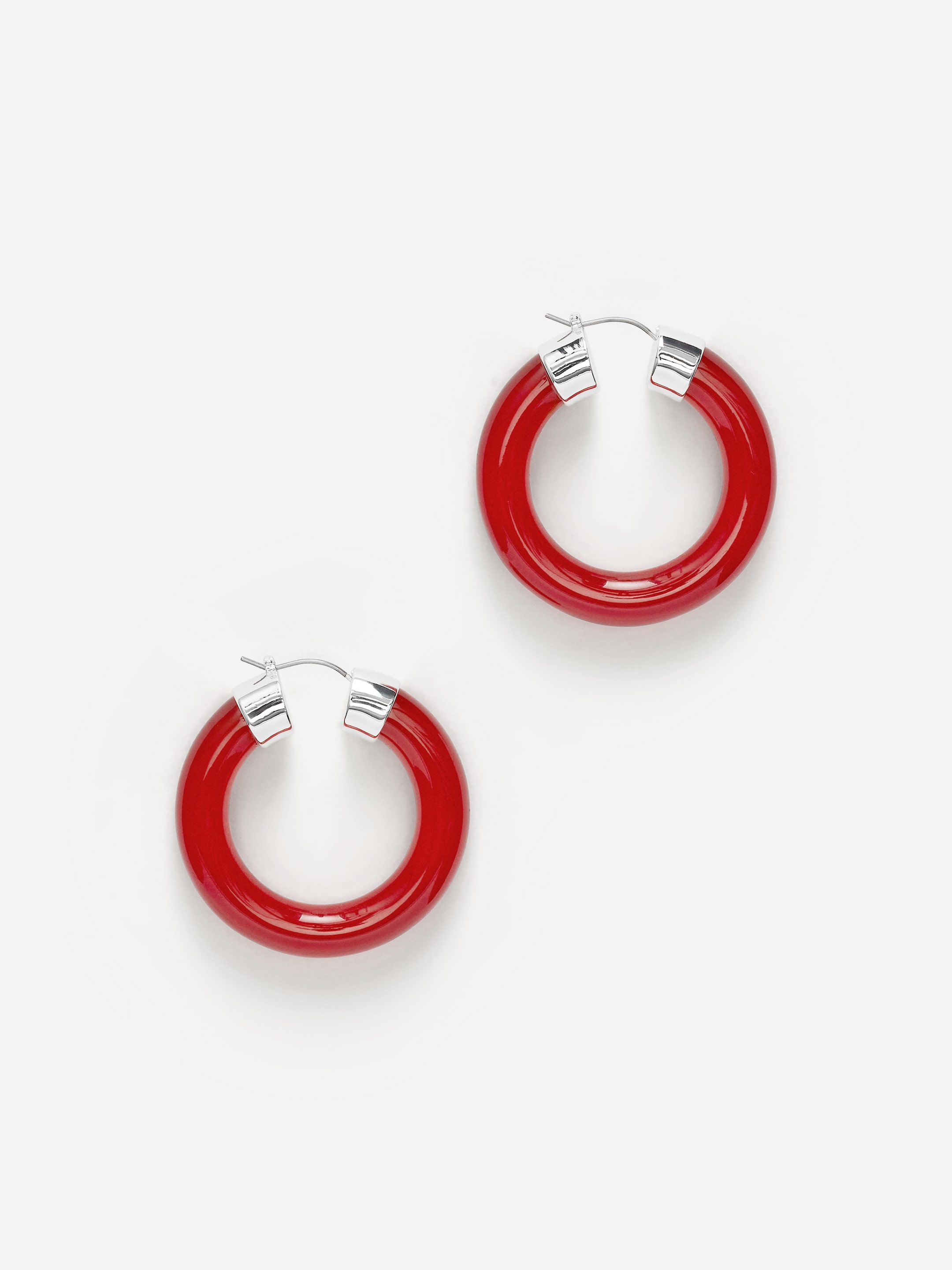 Resin Hoop Earrings - Red - Women - StillMedia/DescriptiveStillLife - 1