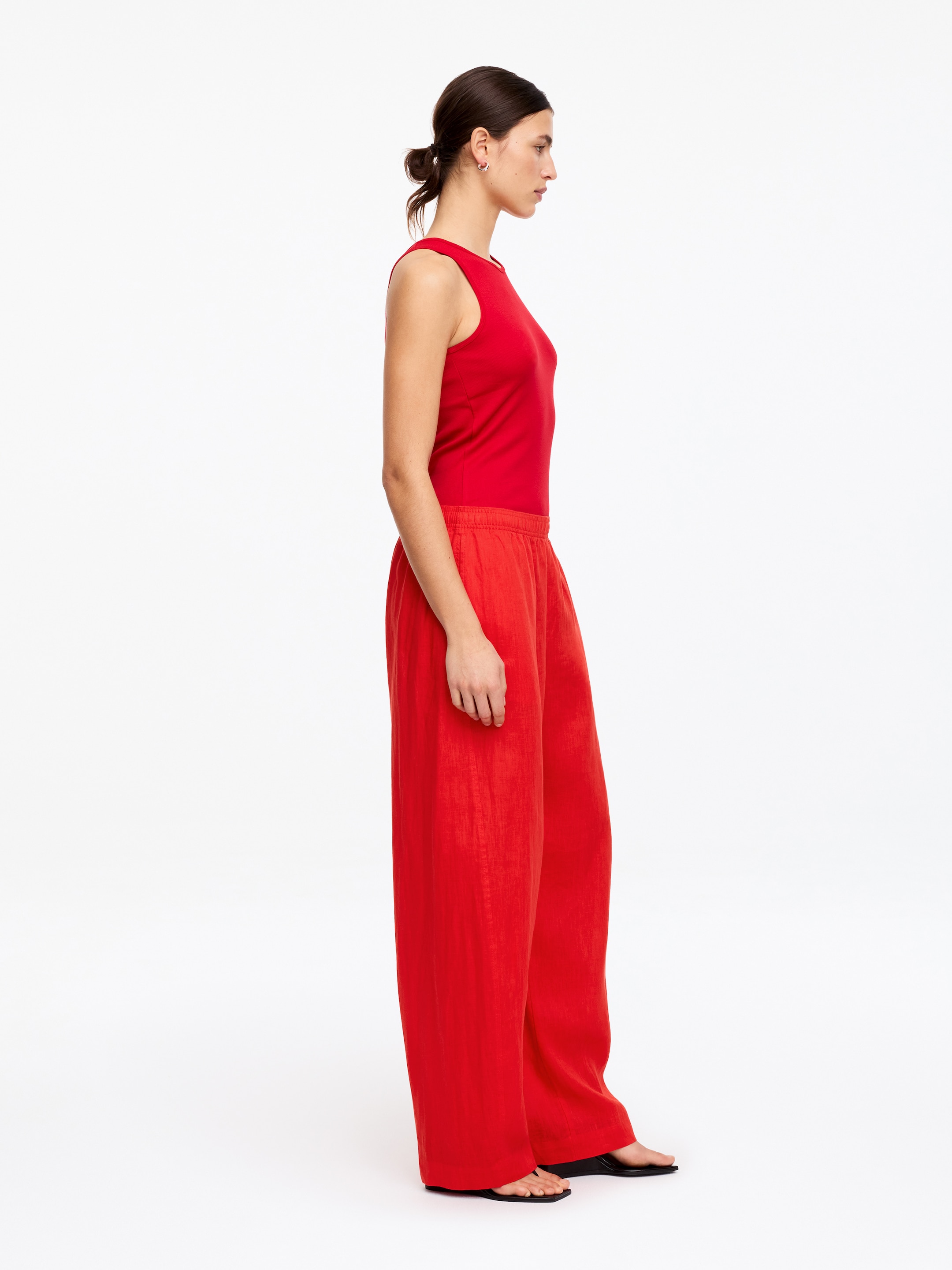 Barrel Linen Trousers - Red - Relaxed fit - Women - StillMedia/Lookbook - 6