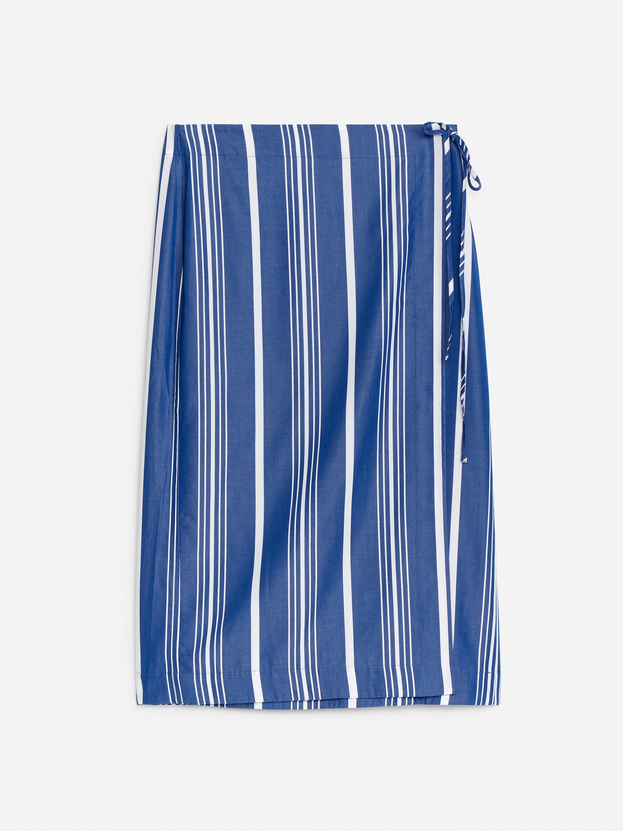 Visa större bild: Omlottkjol i lyocell - Vit/blå - DAM | H&M SE 1