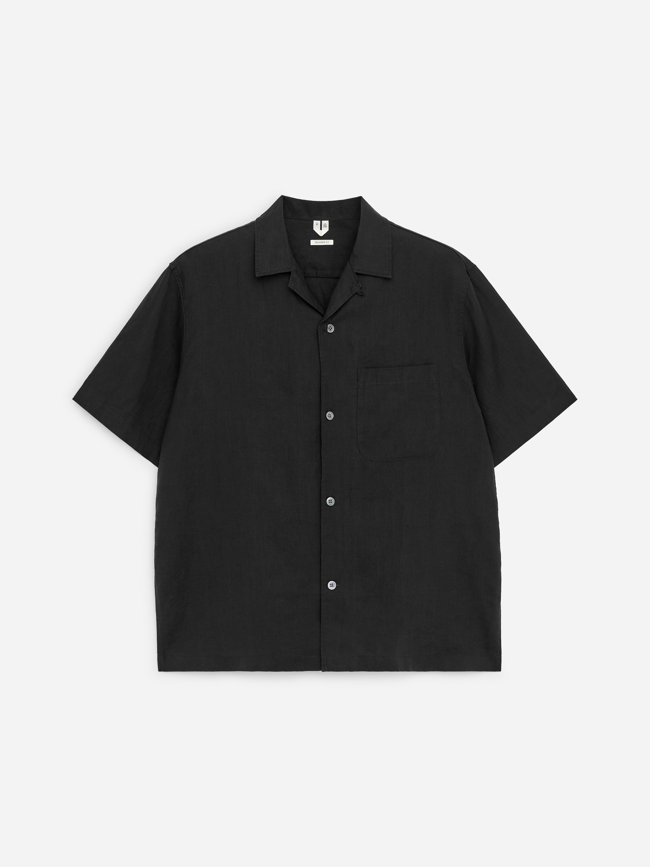 Resortskjorta i linne - Svart - Relaxed fit - Men - StillMedia/DescriptiveStillLife - 1