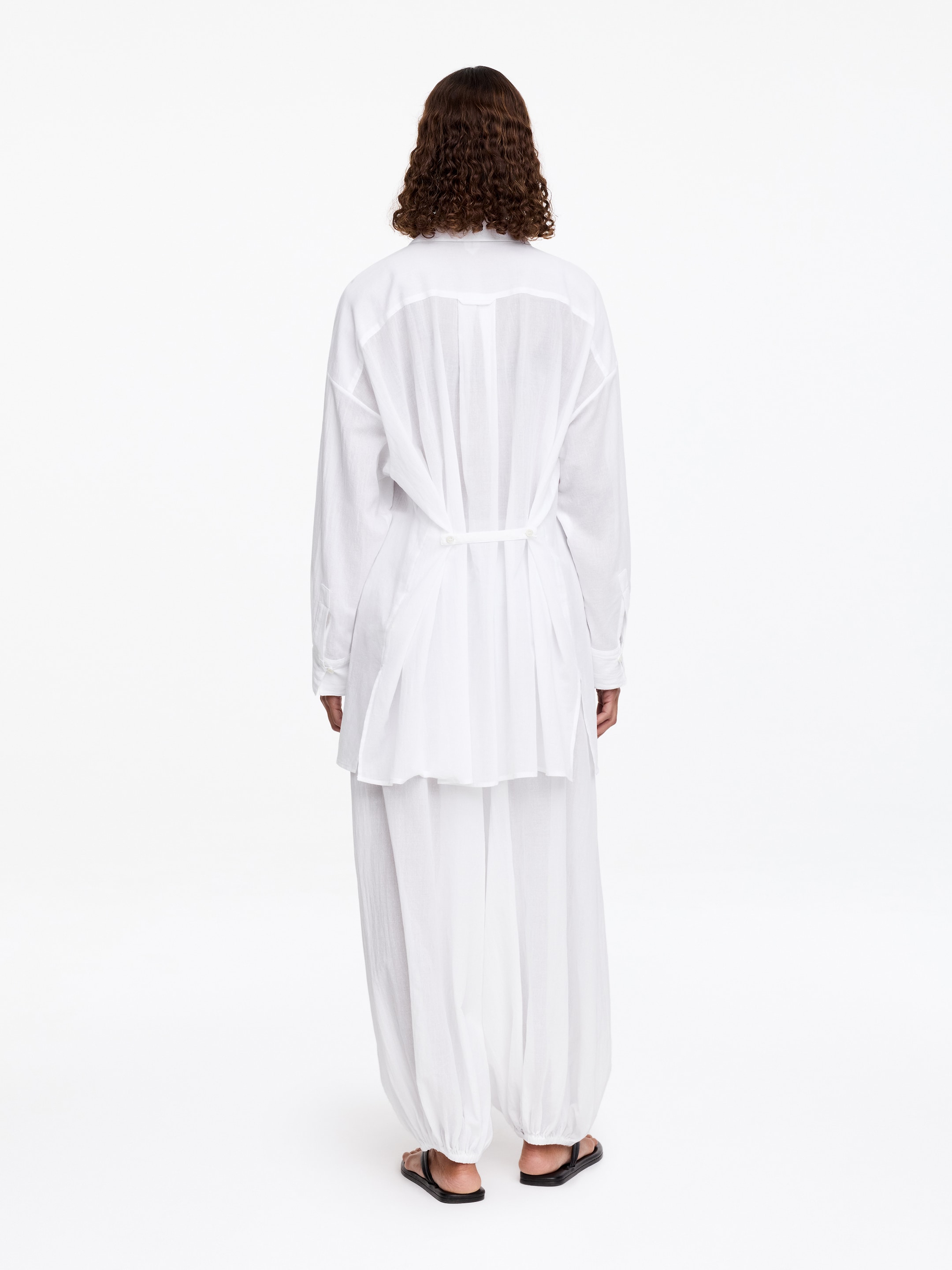 Elongated Shirt - White - Regular fit - Women - StillMedia/Lookbook - 4