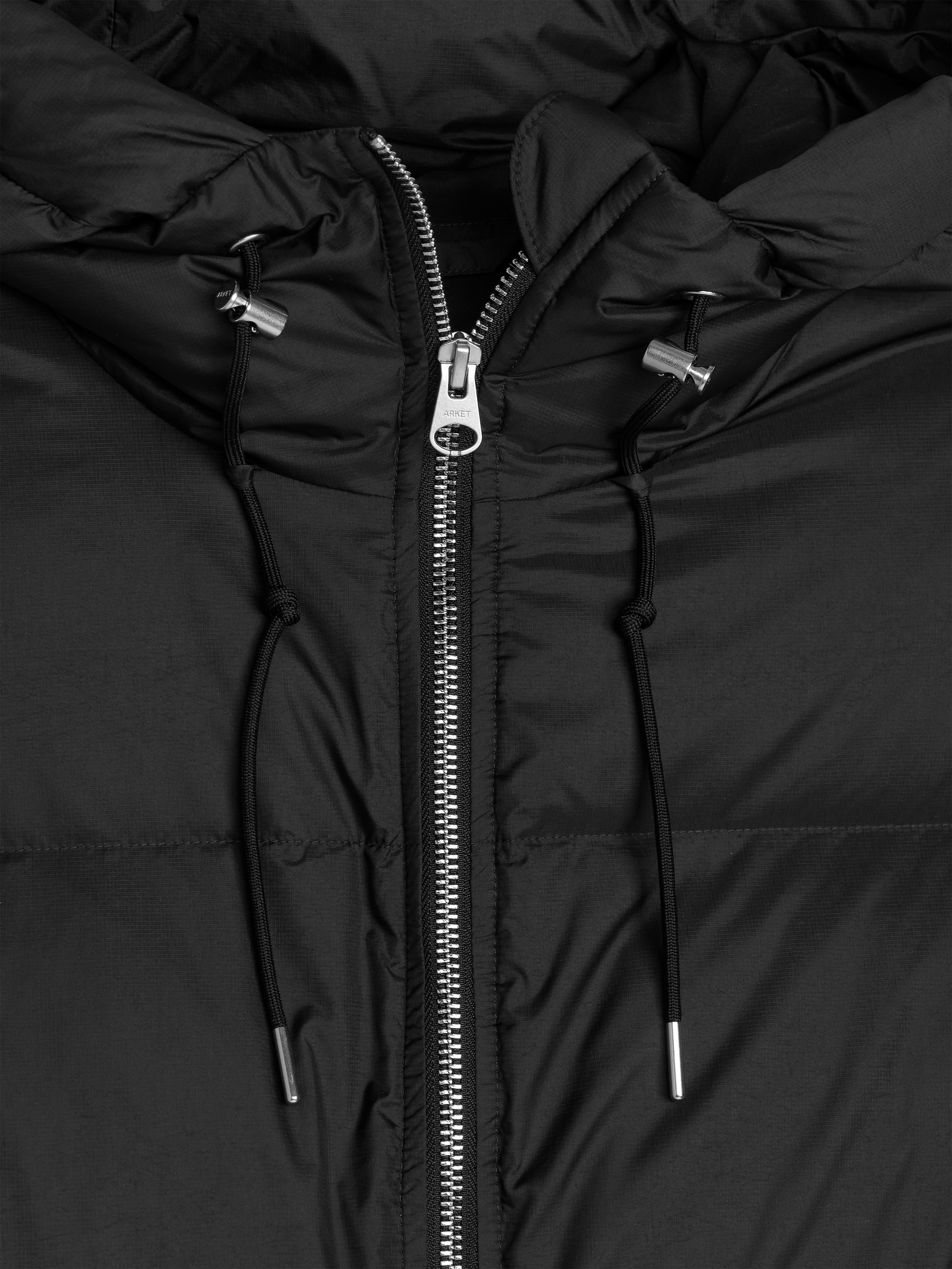 Dunkappa i Upcycled Down - Svart - Regular fit - Women - StillMedia/DescriptiveDetail - 2