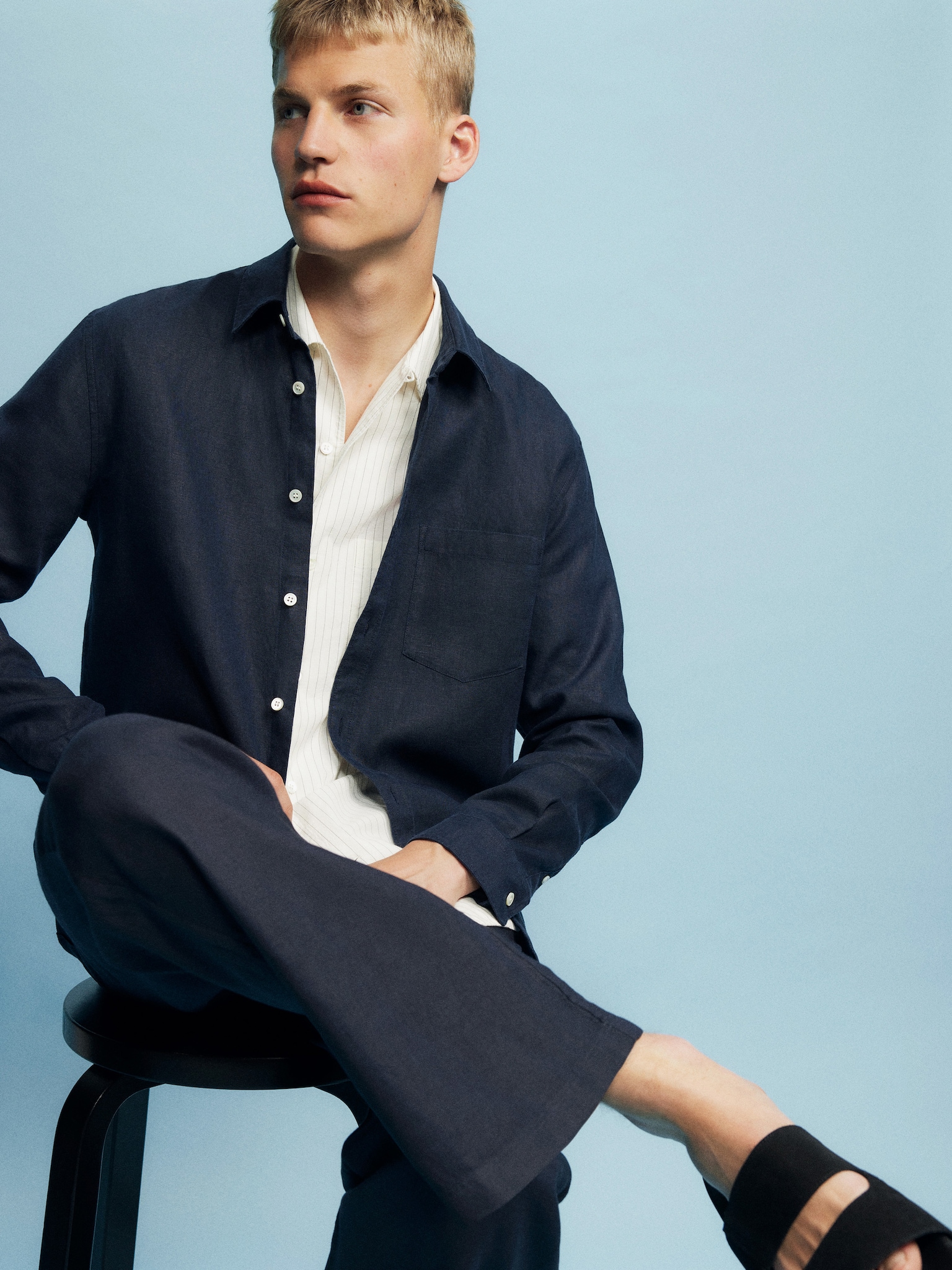 Chemise en lin de coupe classique - Bleu foncé/Beige/Bleu/Blanc/Vert foncé/Vert poudré/Blanc cassé/Marron - 6