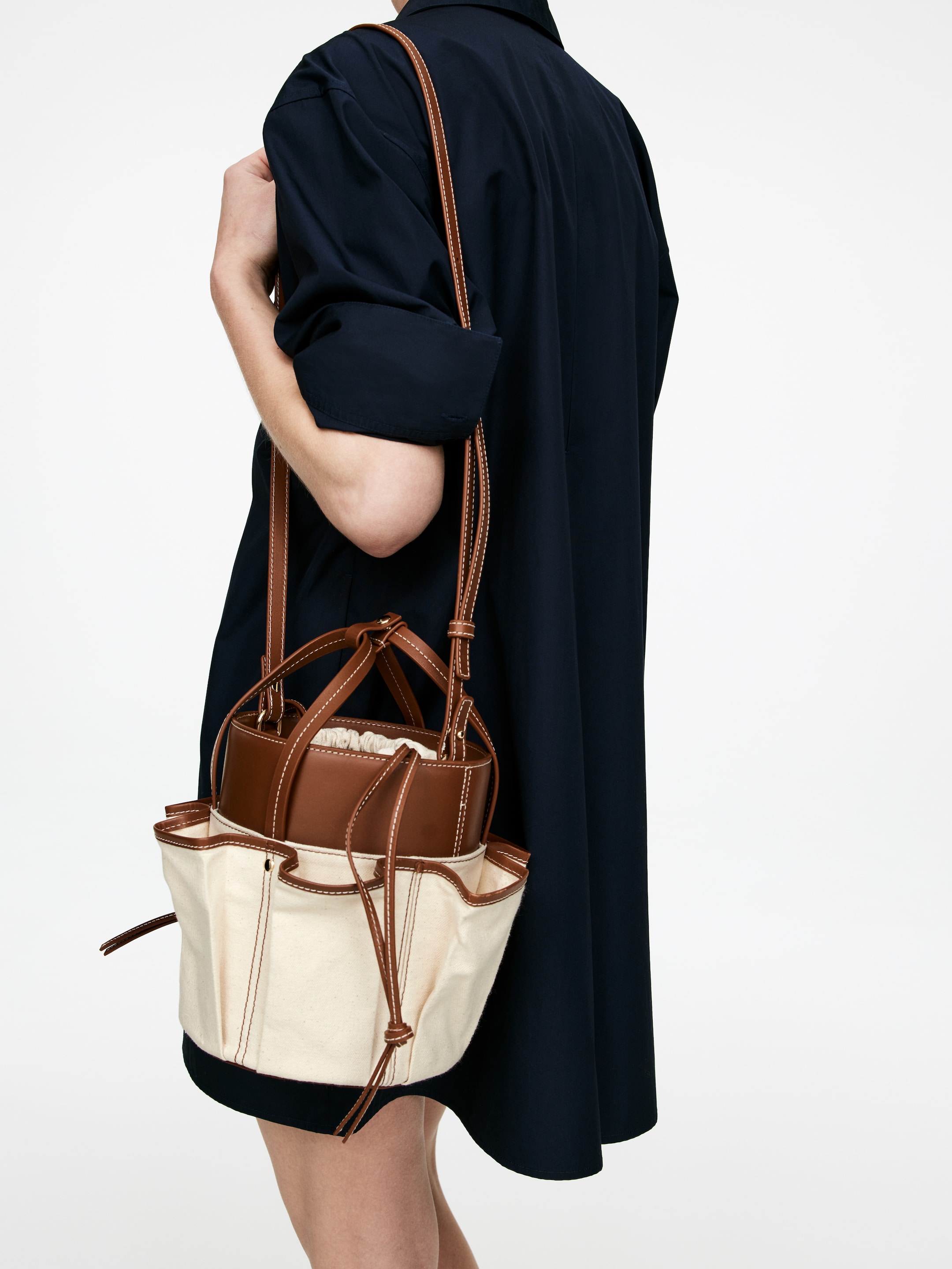 Ver imagen más grande: Bolso cubo dos en uno - Marrón/beige - MUJER | H&M ES 2