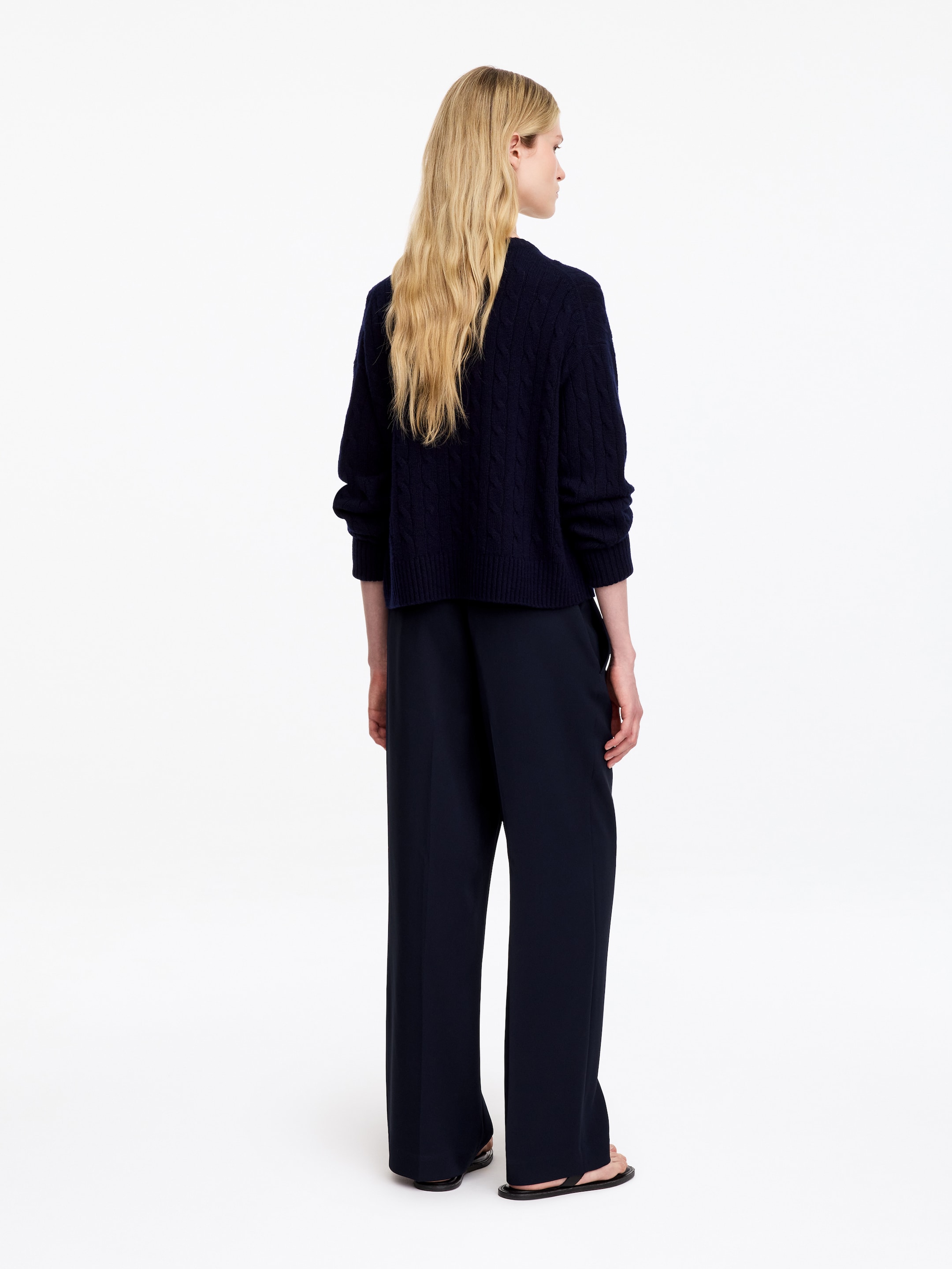 Pantaloni cropped - Blu navy - Regular fit - women - StillMedia/Lookbook - 4