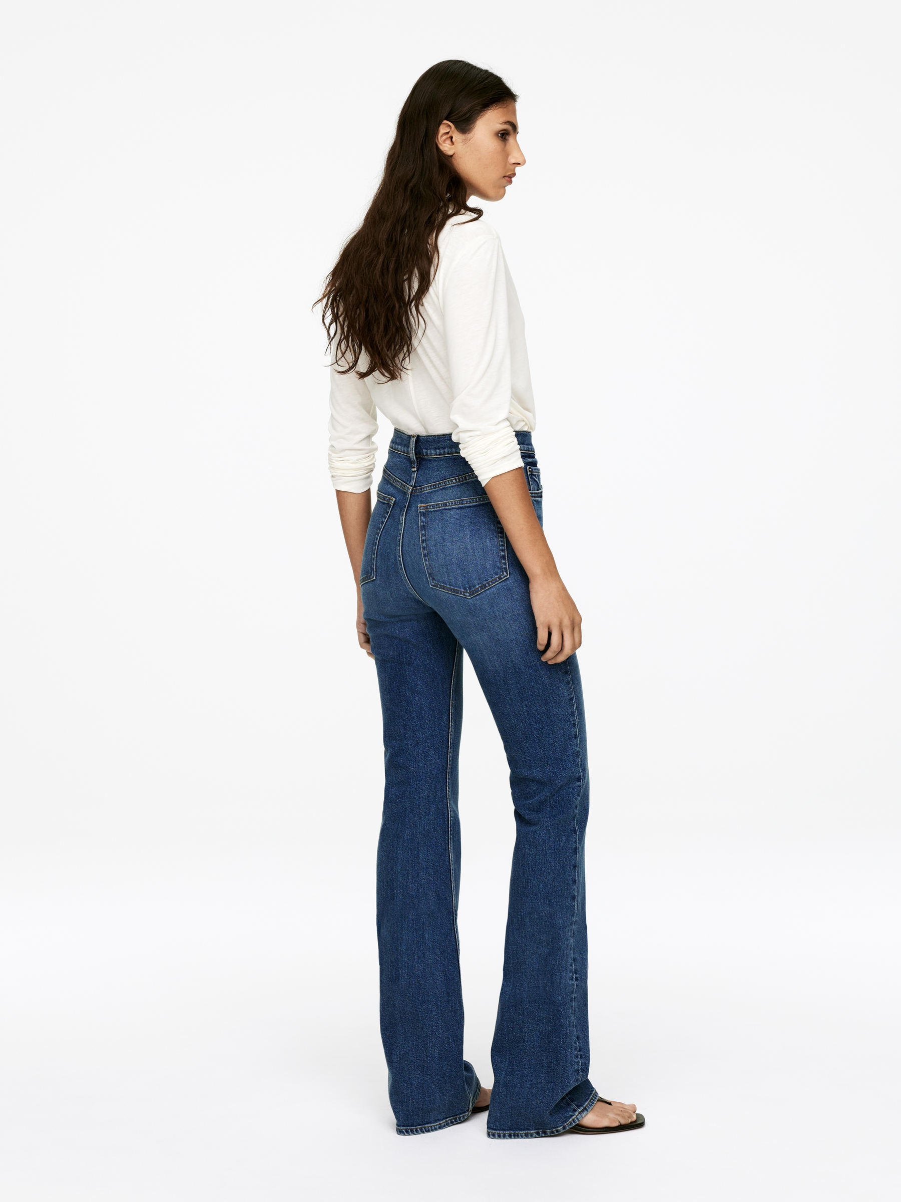 RAIN High Flared Jeans - Mid Blue - Slim fit - Women - StillMedia/Lookbook - 3