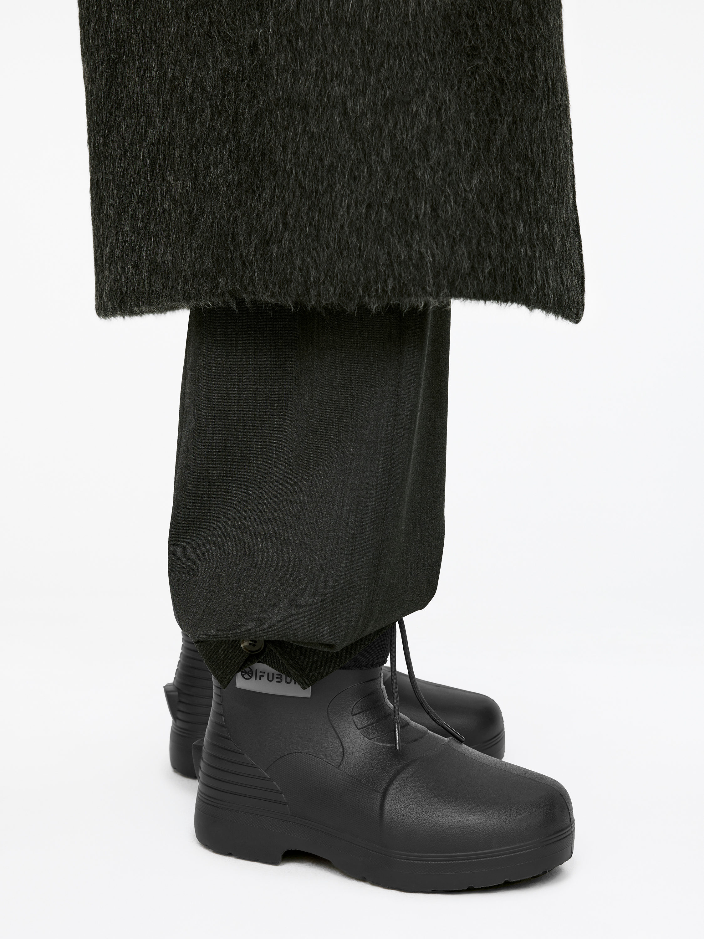 Fubuki Niseko 3.0 Low Boots - Black - Women - StillMedia/Lookbook - 9