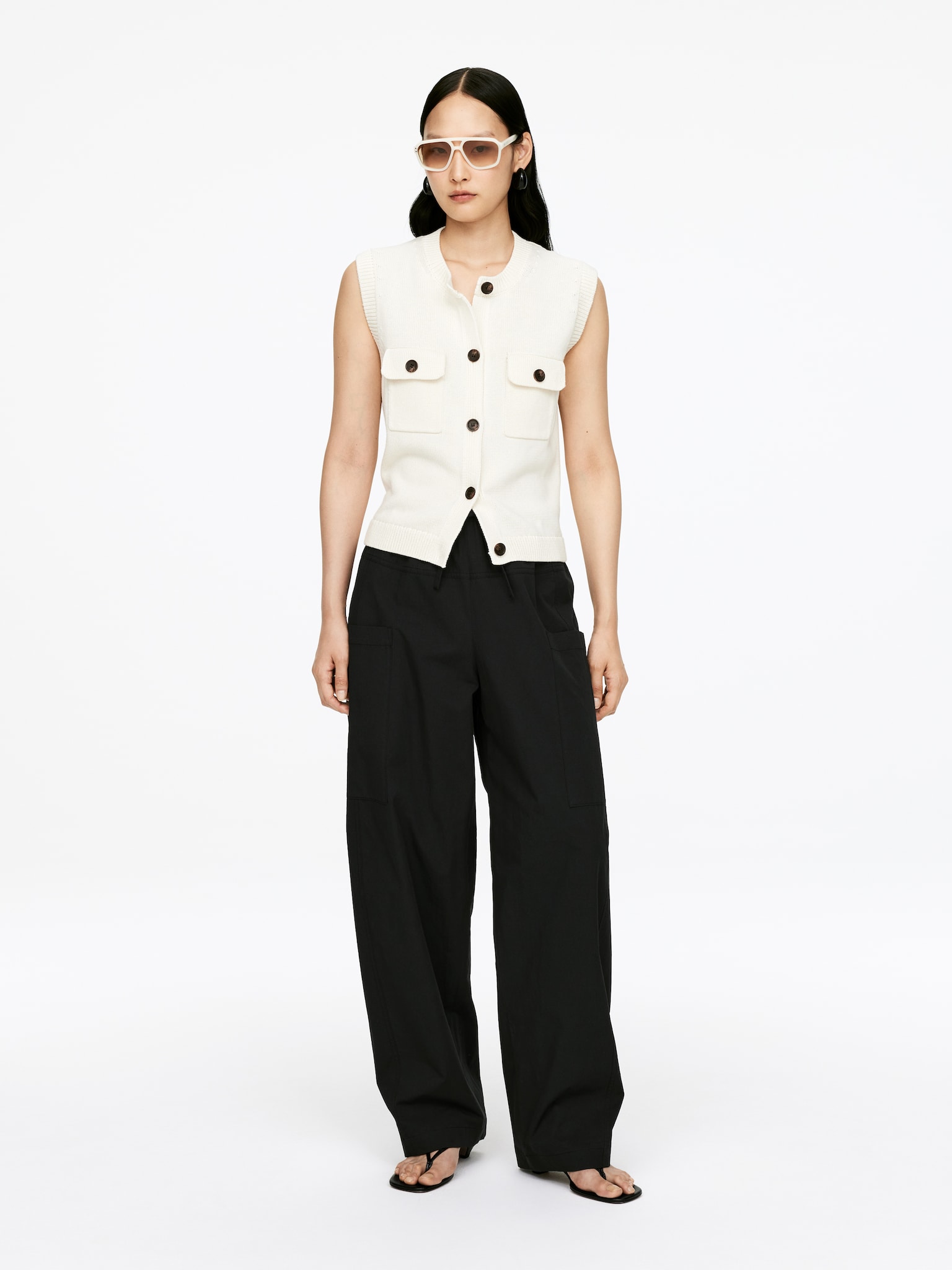 Barrel-Leg Trousers - Black