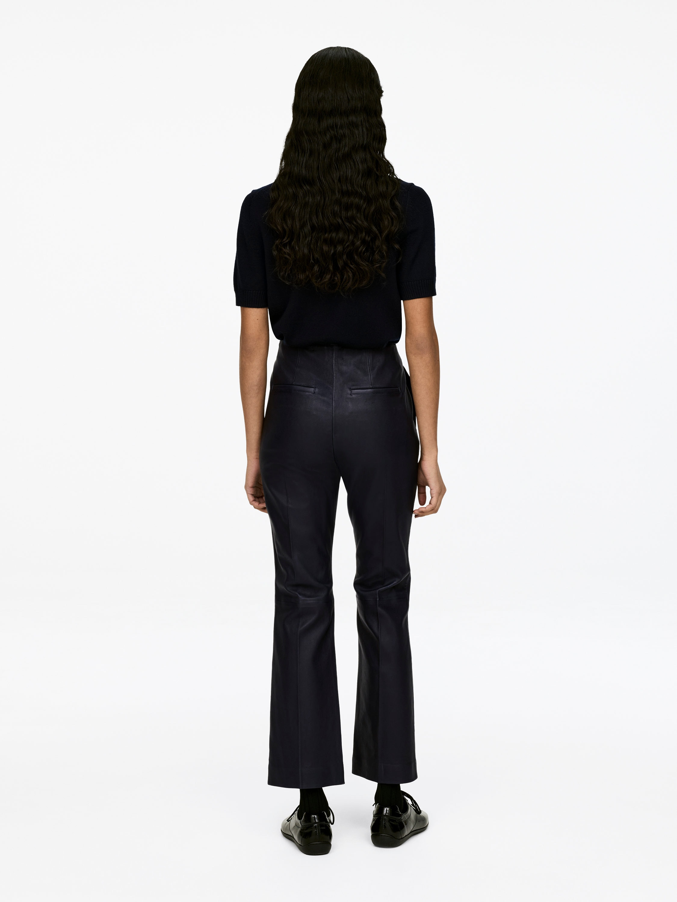 Kick-Flare Leather Trousers - Dark Blue - Slim fit - Women - StillMedia/Lookbook - 10