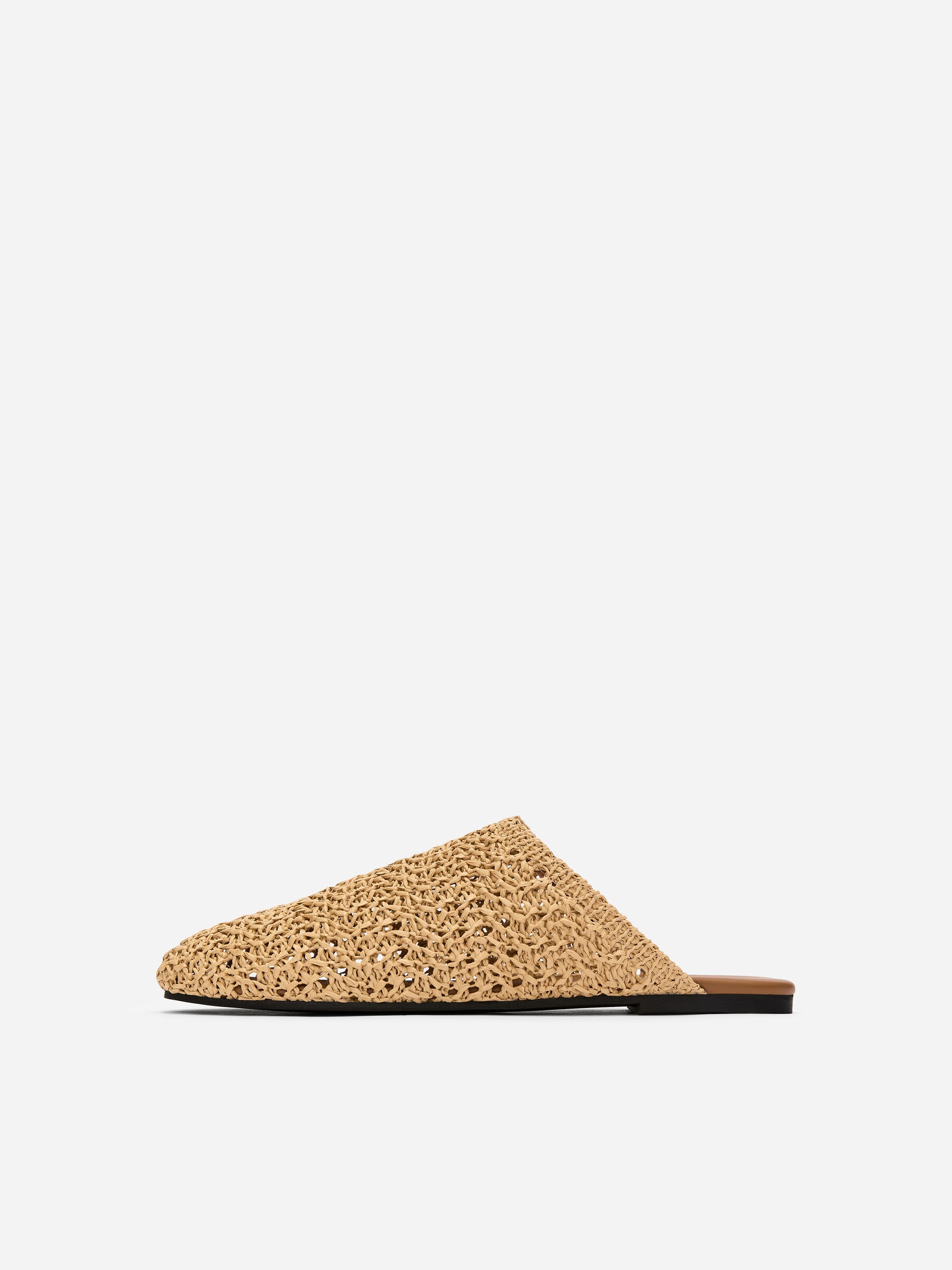 Crocheted Slippers - Beige - Women - StillMedia/DescriptiveStillLife - 5