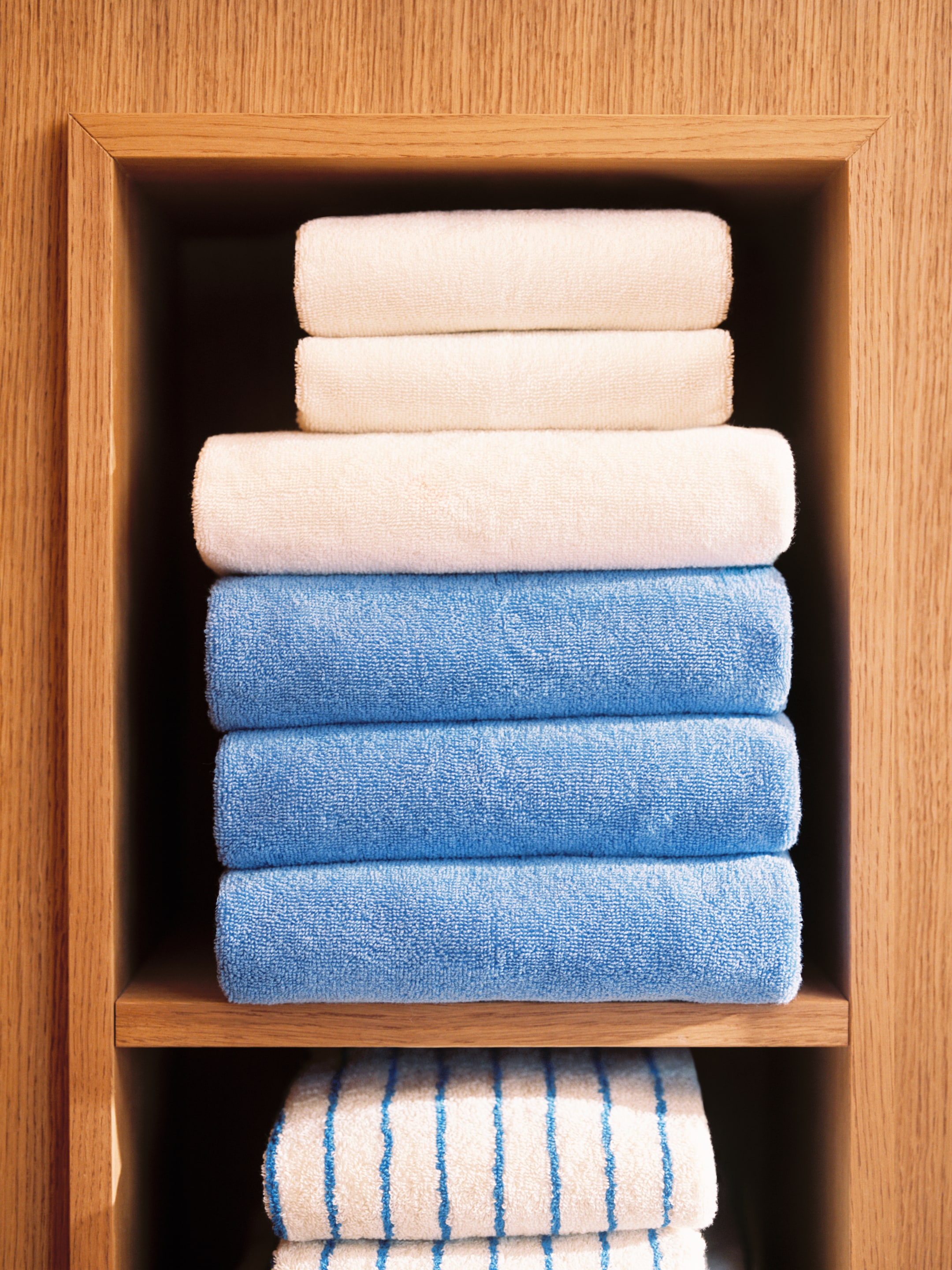 Hand Towel 50 x 70 cm - Bright Blue/Light Beige - Homeware - StillMedia/Environmental - 1