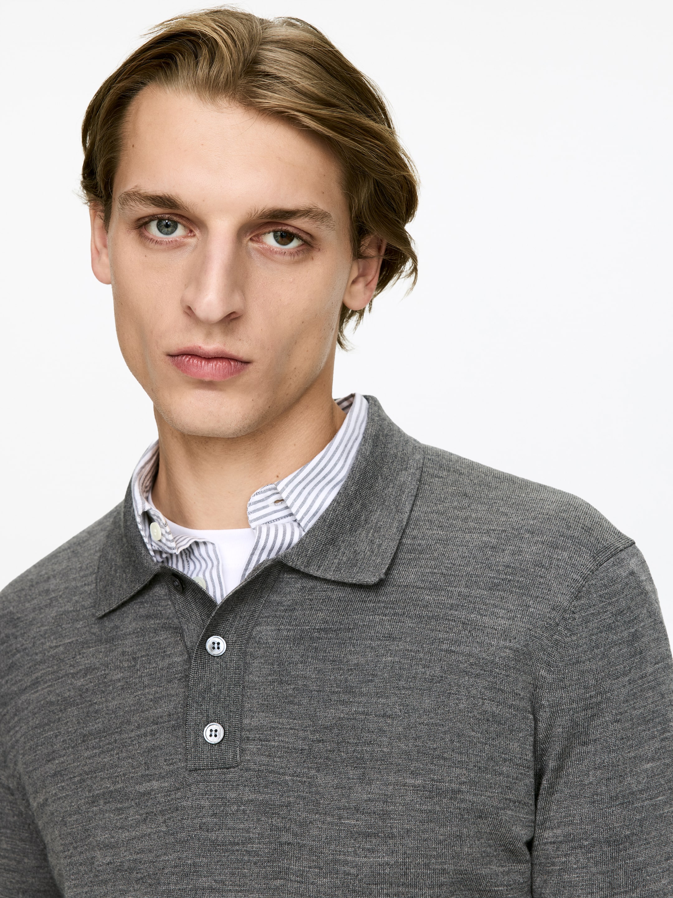 Visa större bild: Pikétröja i merinoull - Gråmelerad - HERR | H&M FI 4