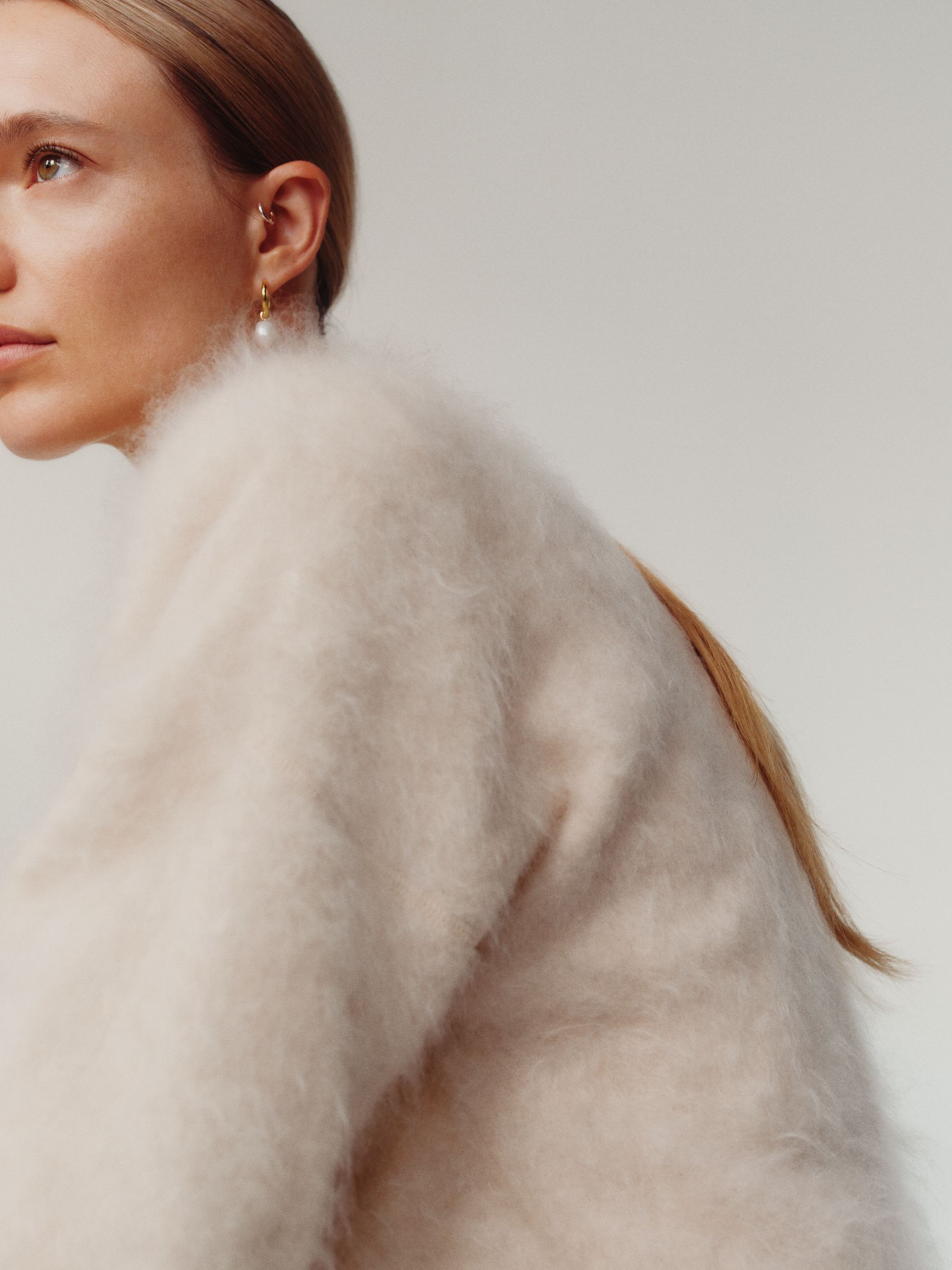 Pure Brushed-Cashmere Jumper - Beige - Regular fit - Women - StillMedia/Environmental - 1