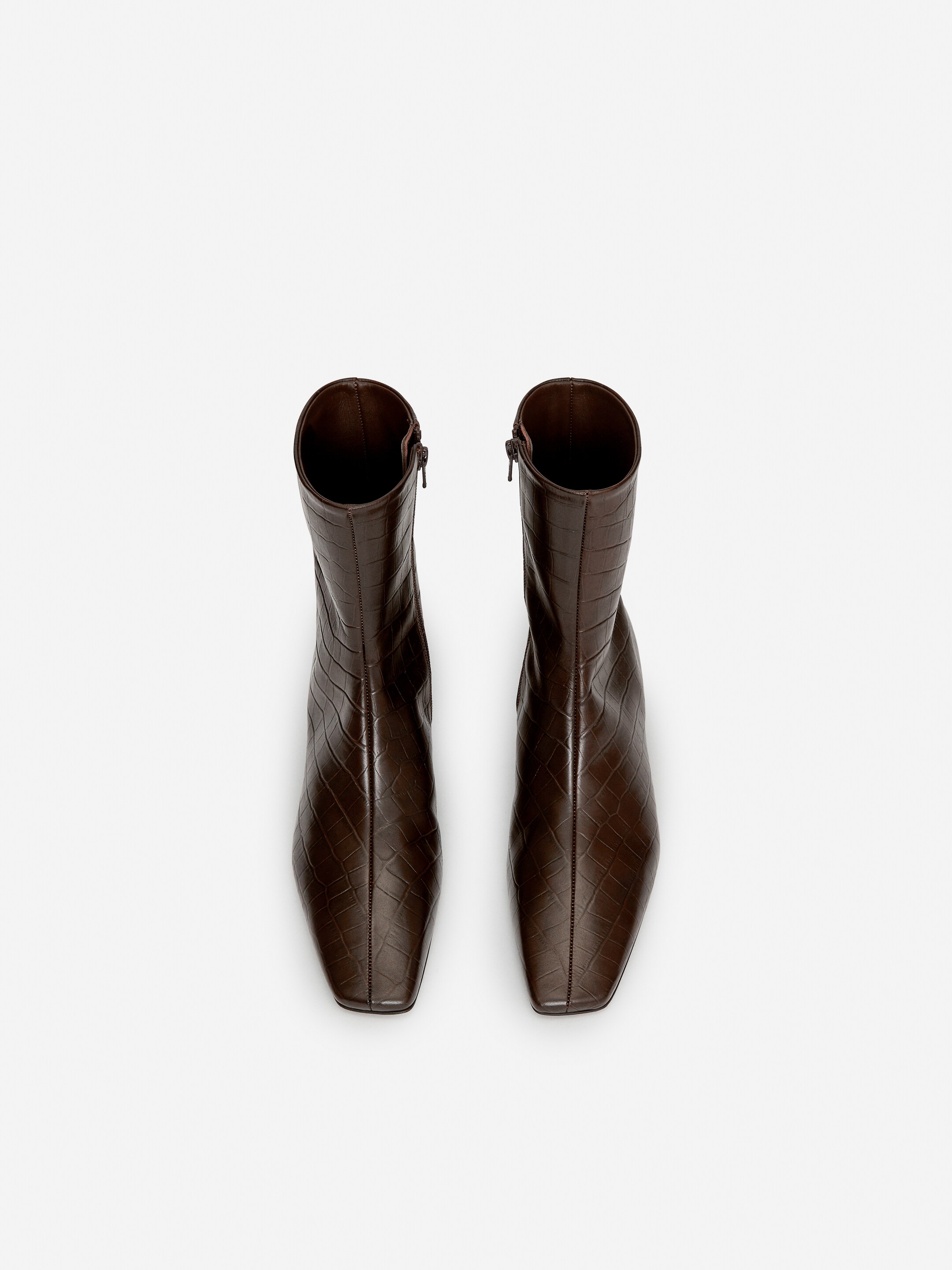 Square-Toe Ankle Boots - Dark Brown/Faux Crocodile - Women - StillMedia/DescriptiveStillLife - 8
