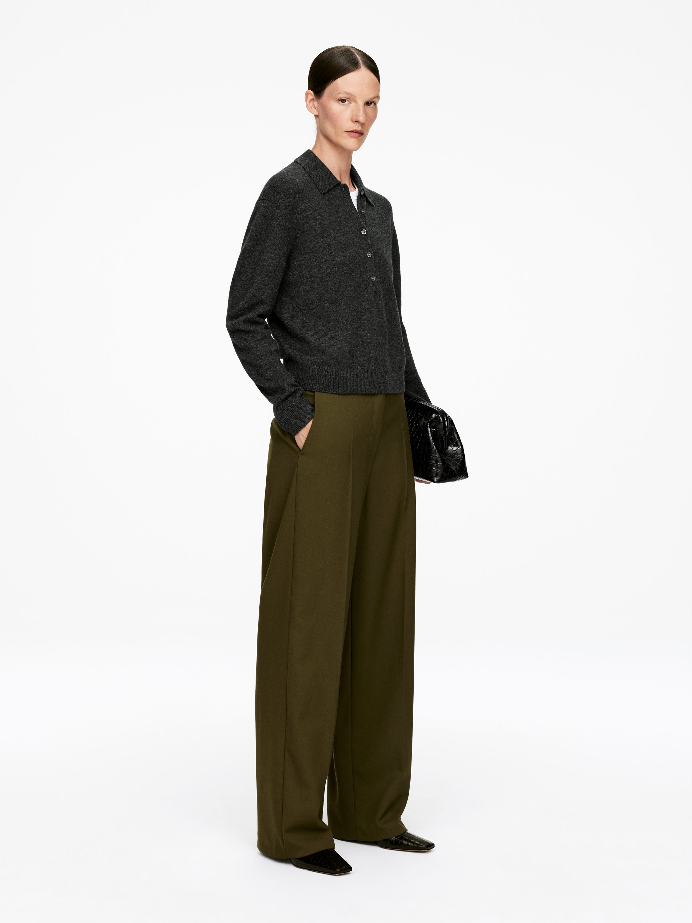 Wool Polo Jumper - Dark Grey - Loose fit - Women - StillMedia/Lookbook - 4