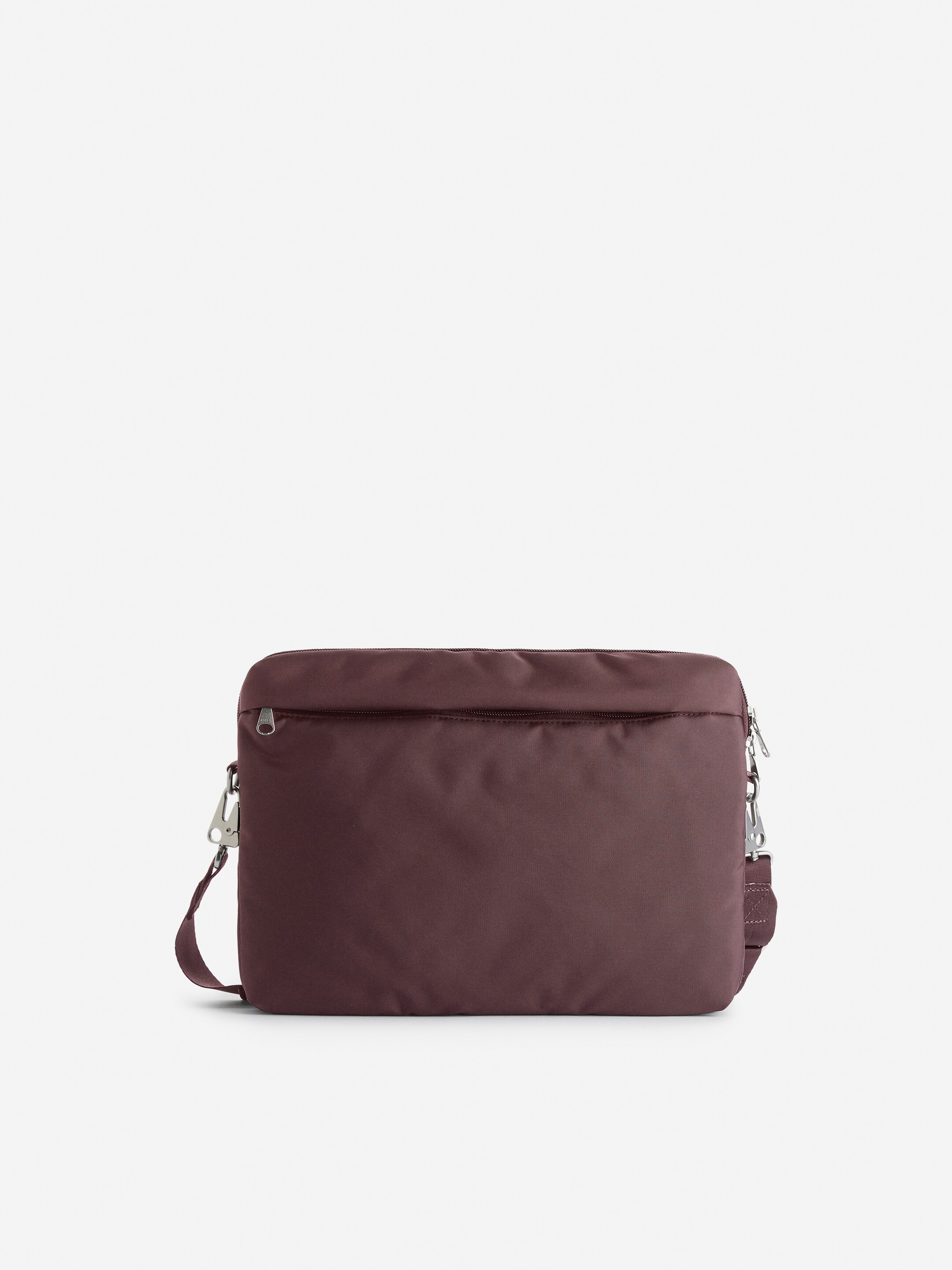 Laptop Case 13" and 16" - Plum - Travel - StillMedia/DescriptiveStillLife - 2