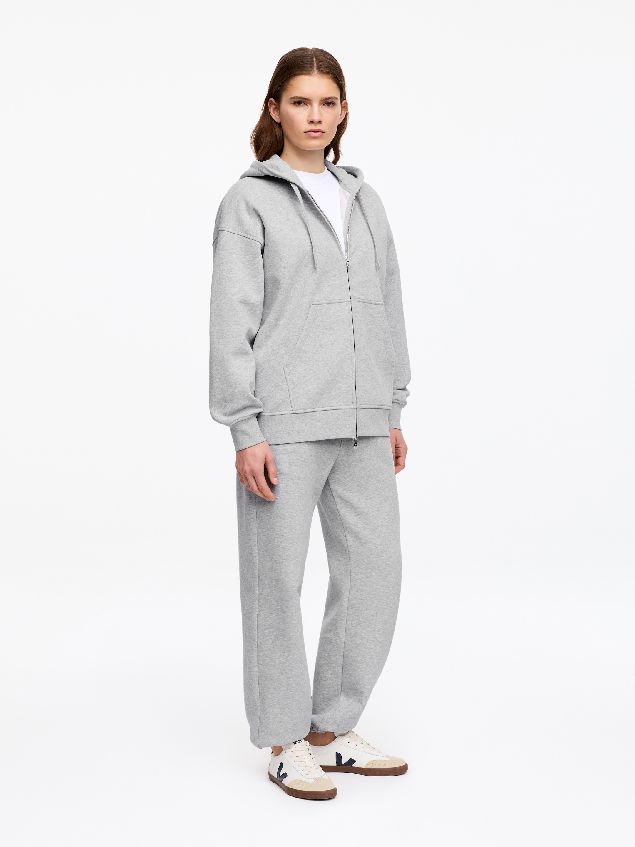 Rozpinana bluza z kapturem - Szary - Luźny fason - Women - StillMedia/Lookbook - 5