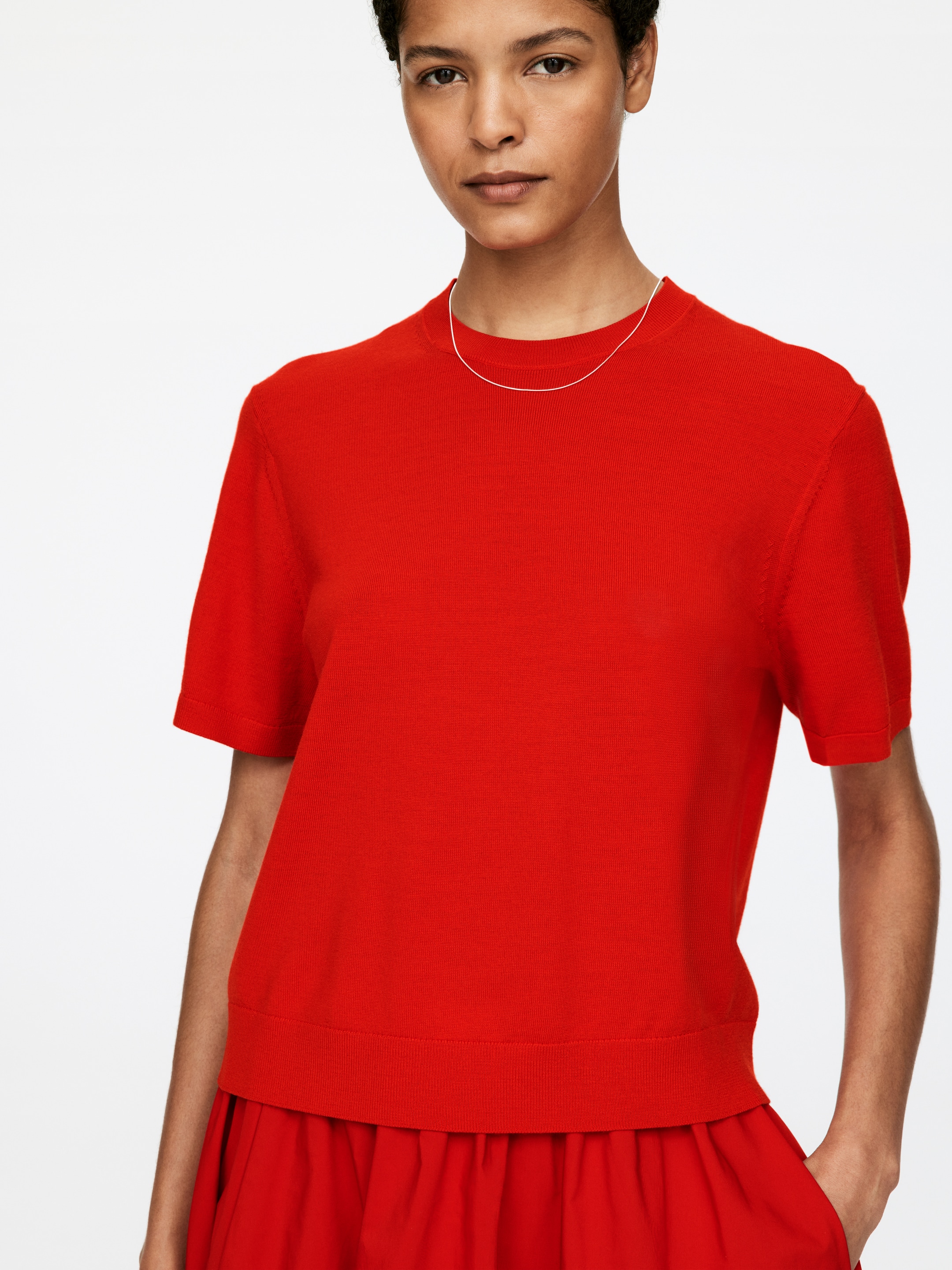 Zobrazit větší obrázek: Pletené tričko z merino vlny - Červená - ŽENY | H&M CZ 2