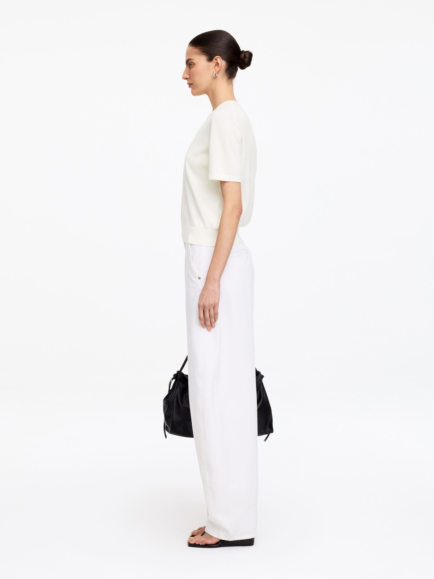 Dzianinowy top z krótkim rękawem - Złamana biel - Fason normalny - Women - StillMedia/Lookbook - 10