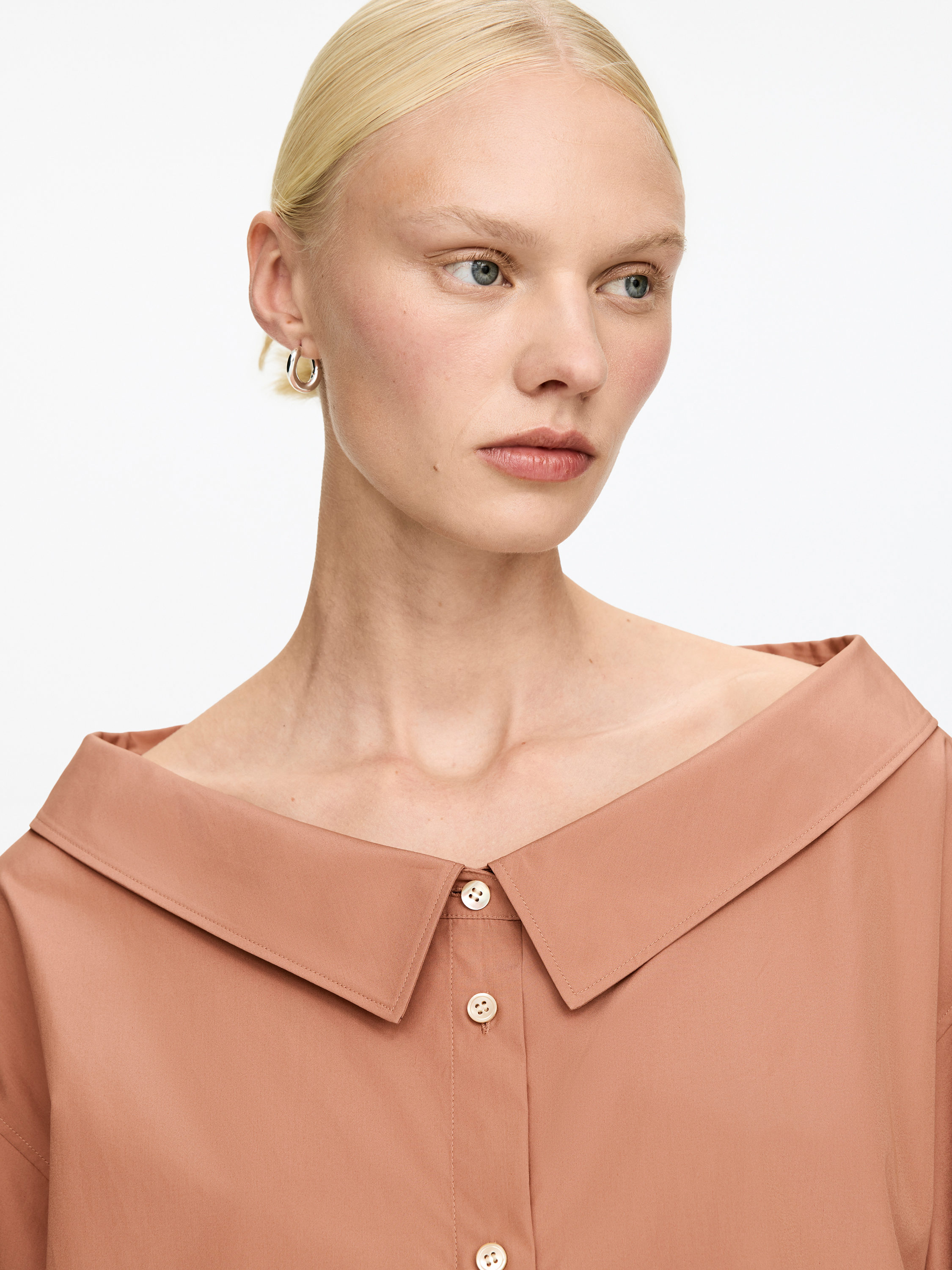 Open-Neck Blouse - Dusty Pink - Regular fit - Women - StillMedia/Lookbook - 3