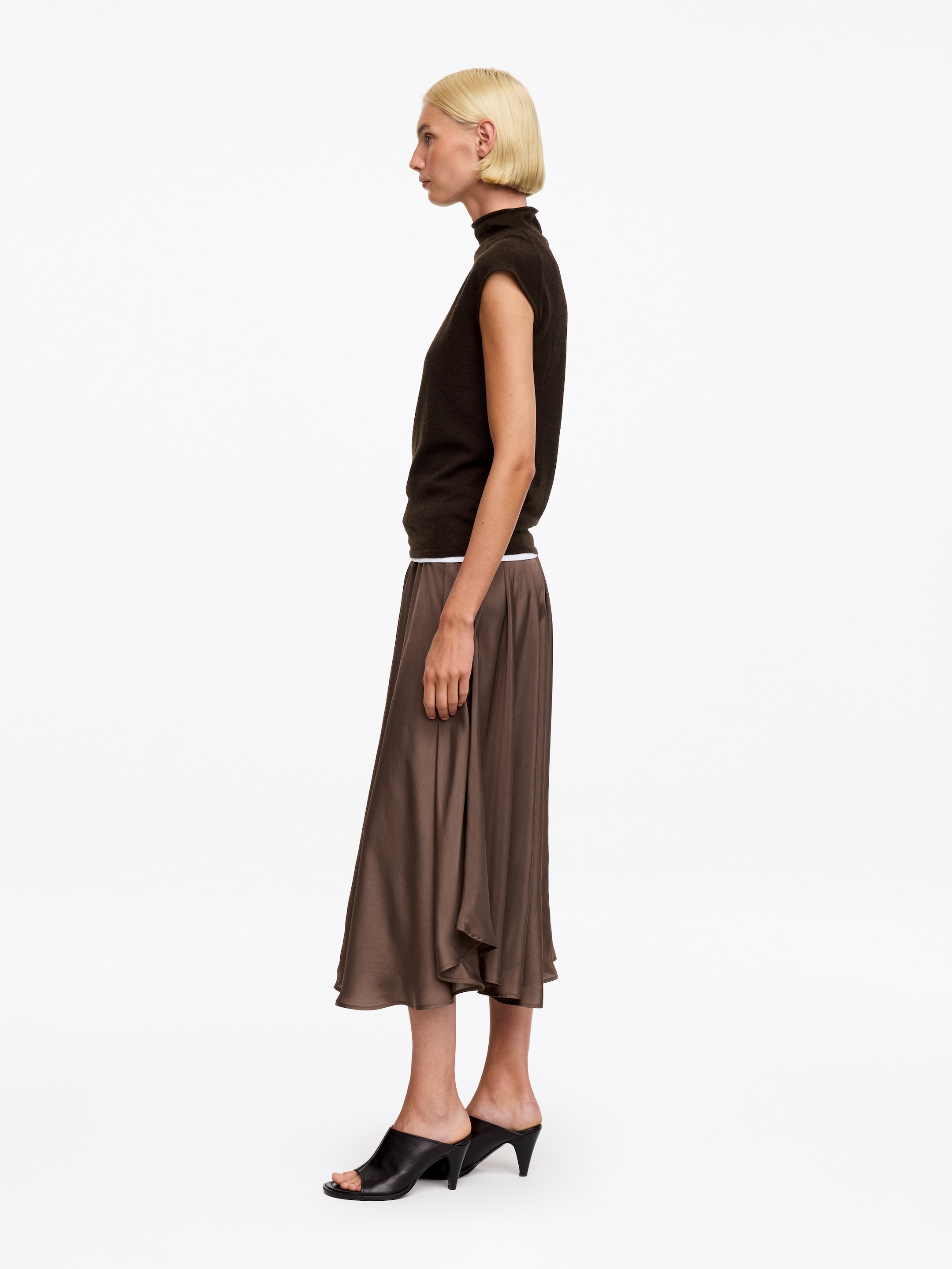 Top de cuello alto en cachemir puro - Marrón - Corte ajustado - women - StillMedia/Lookbook - 3