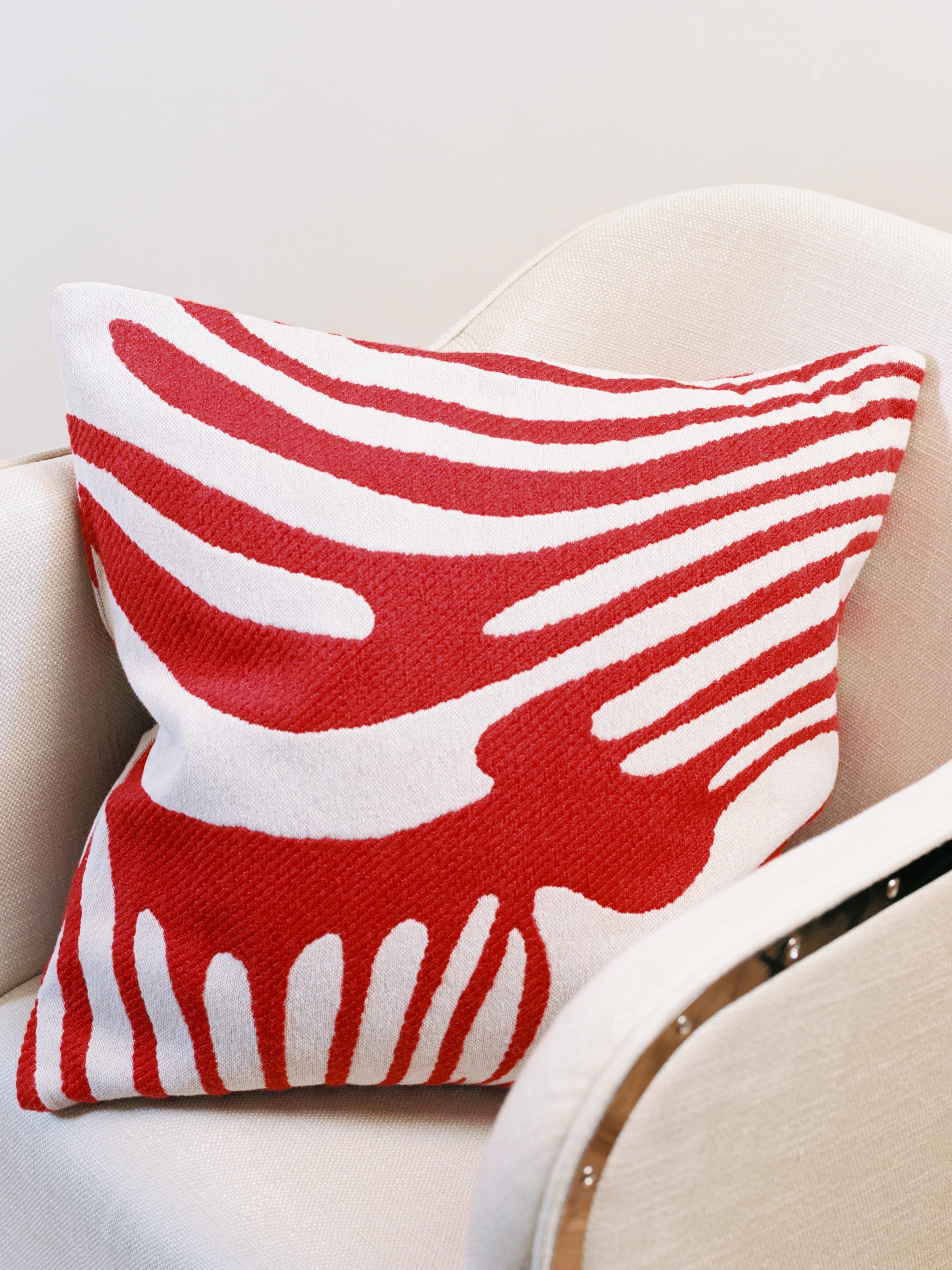 Cotton Wool Cushion Cover 50 x 50 cm - White/Red - Homeware - StillMedia/Environmental - 1