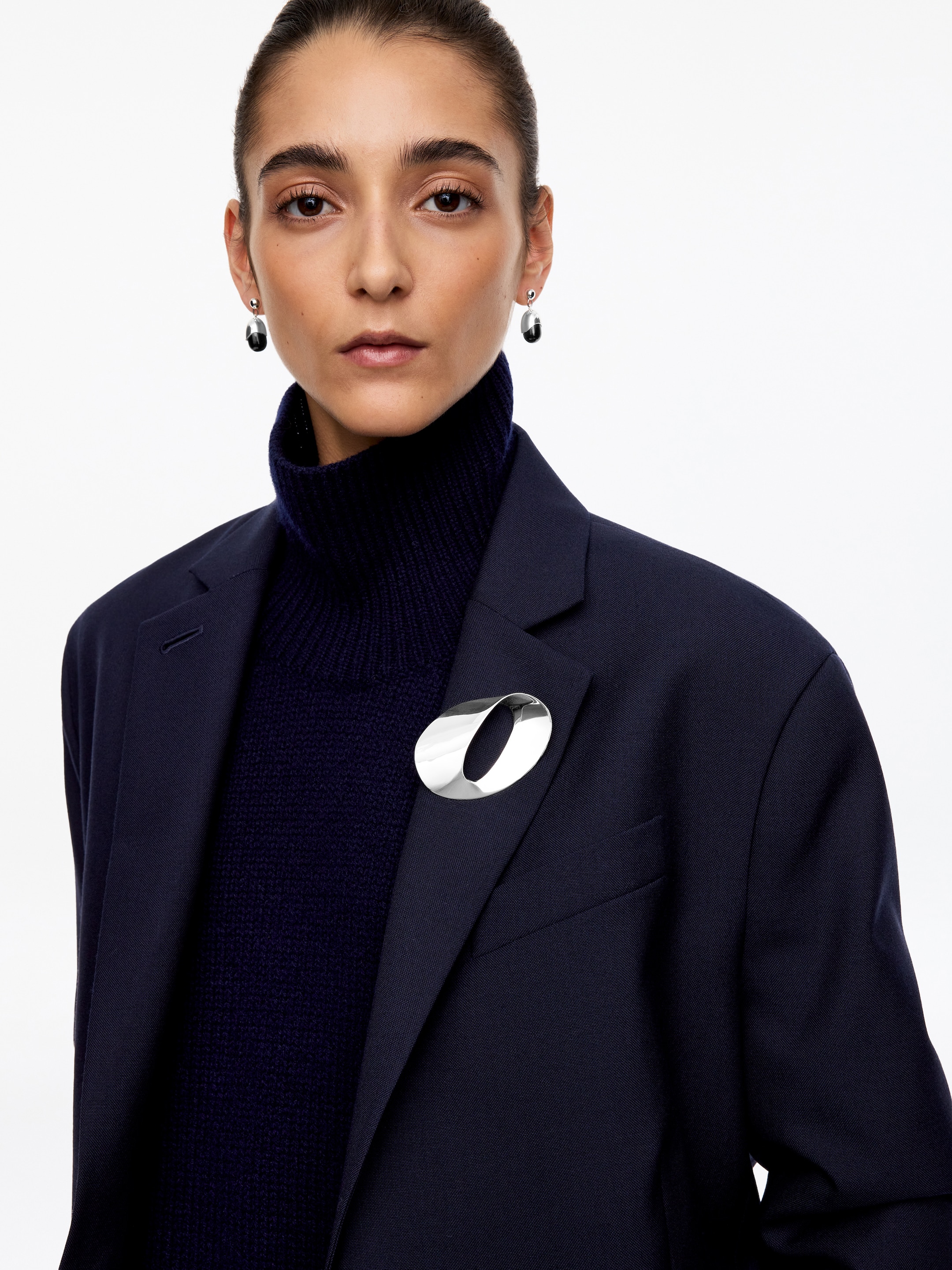Spilla scultorea - Argento - women - StillMedia/Lookbook - 2