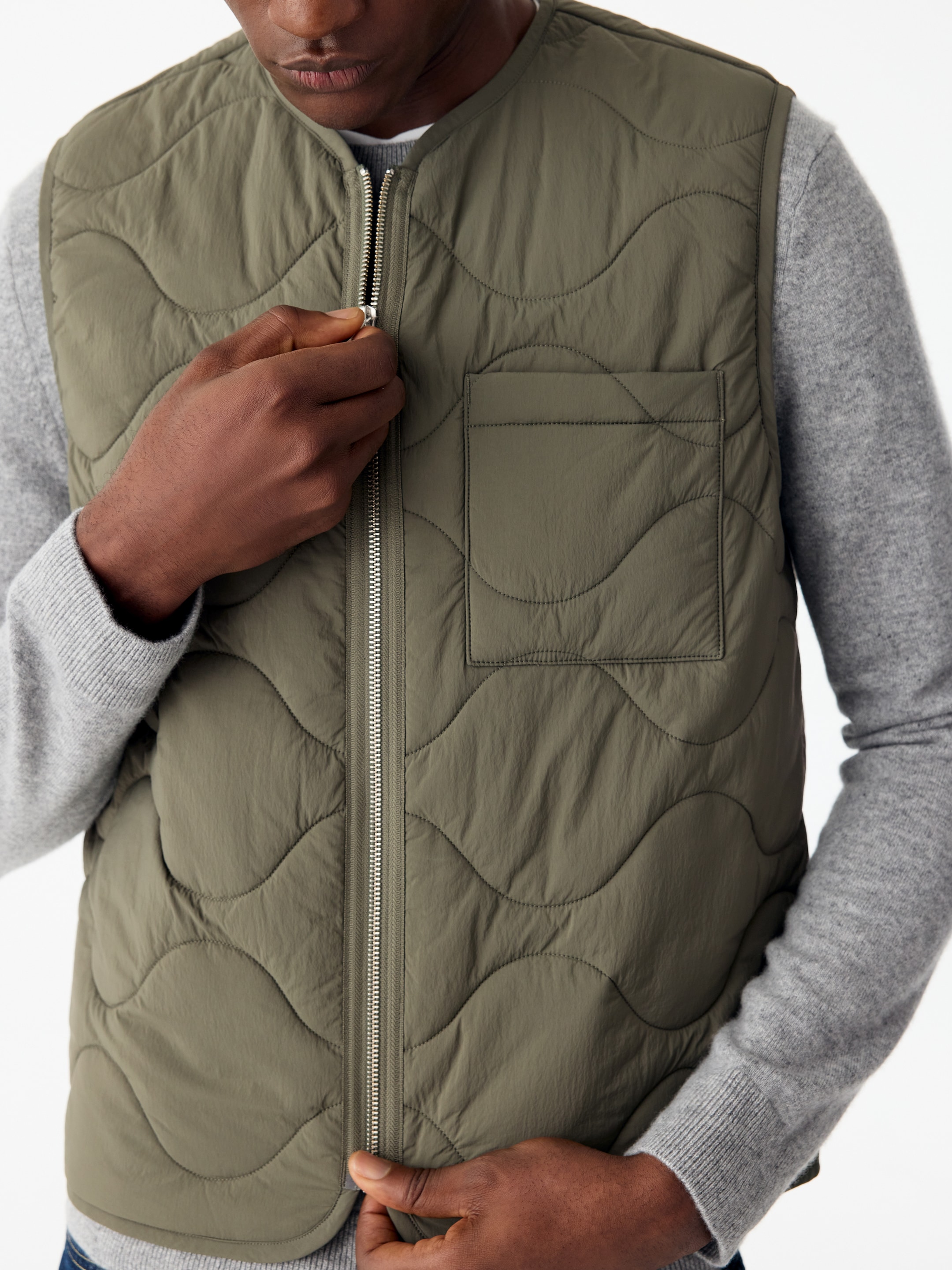 Quilted Liner Vest - Khaki Green - Regular fit - men - StillMedia/Lookbook - 9