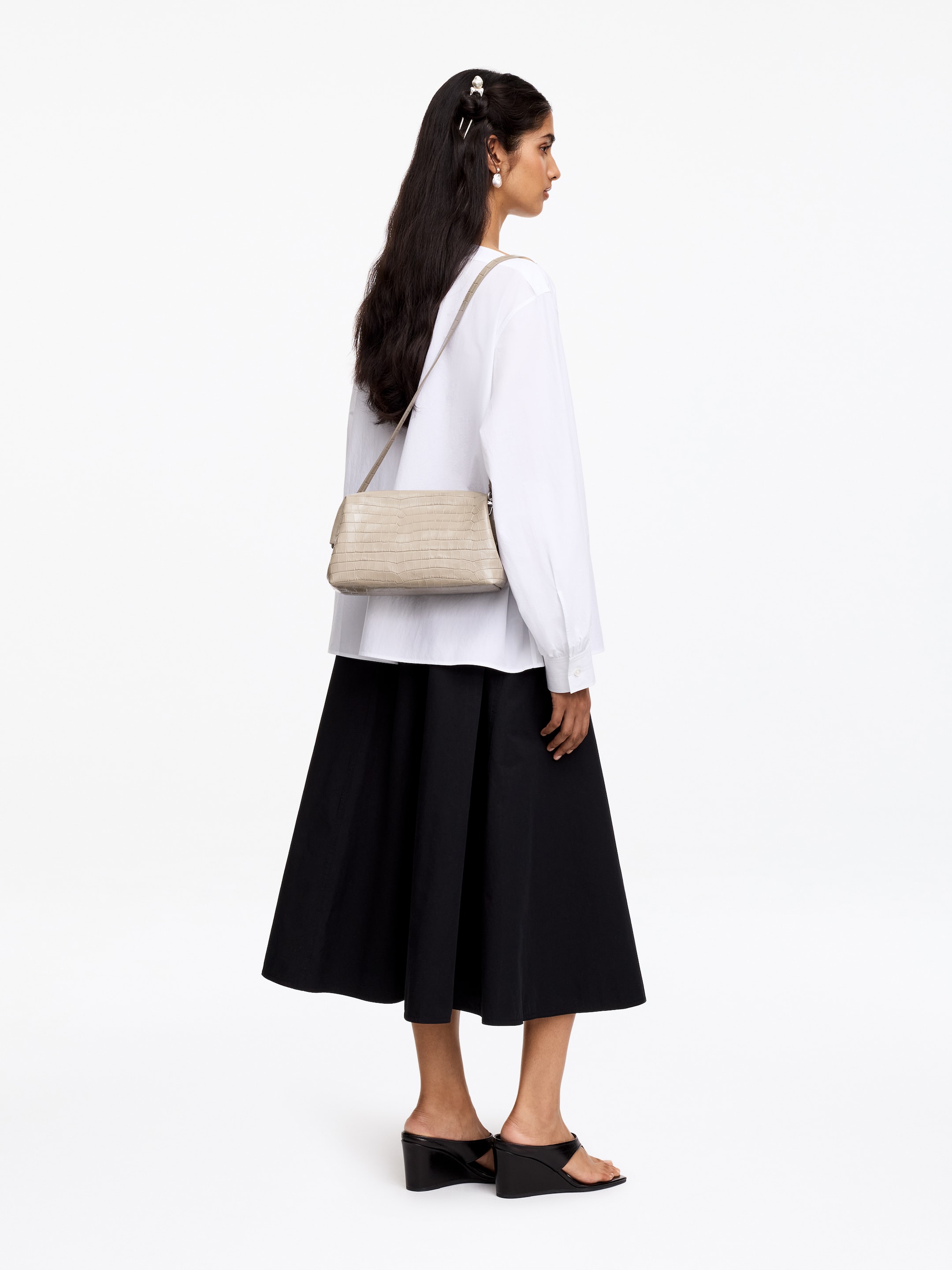 Clutch in pelle con motivo coccodrillo in rilievo - Talpa - Women - StillMedia/Lookbook - 5