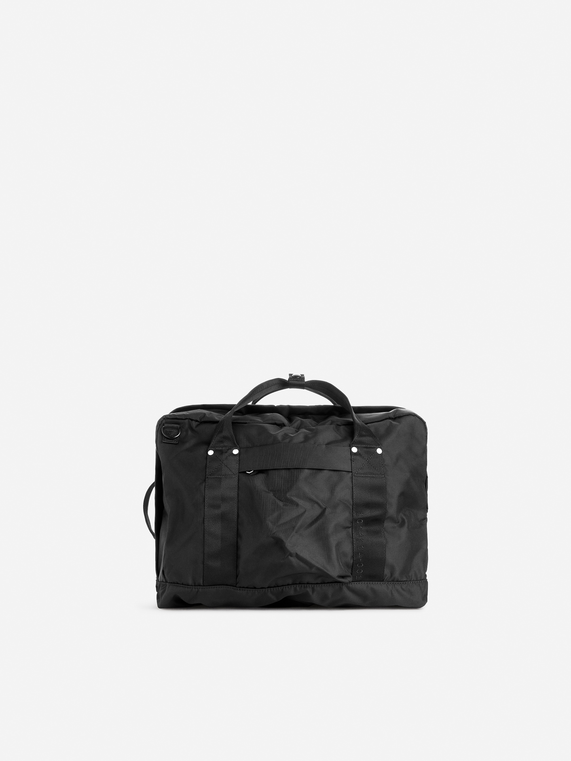 24-Hour Duffle Bag - Black - Travel - StillMedia/DescriptiveStillLife - 4