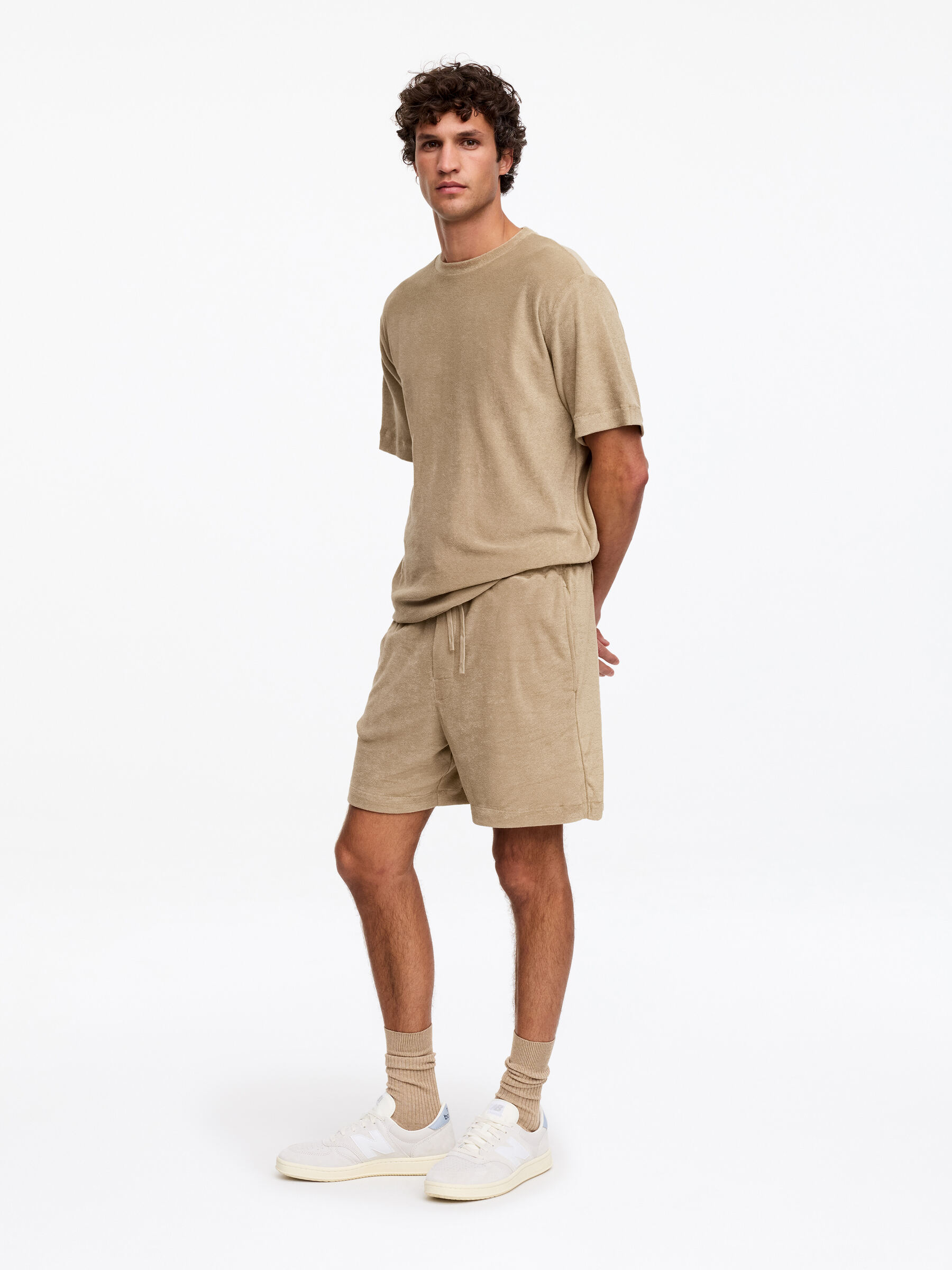 T-Shirt aus Baumwollfrottee - Beige - Relaxed Fit - Herren - StillMedia/Lookbook - 3
