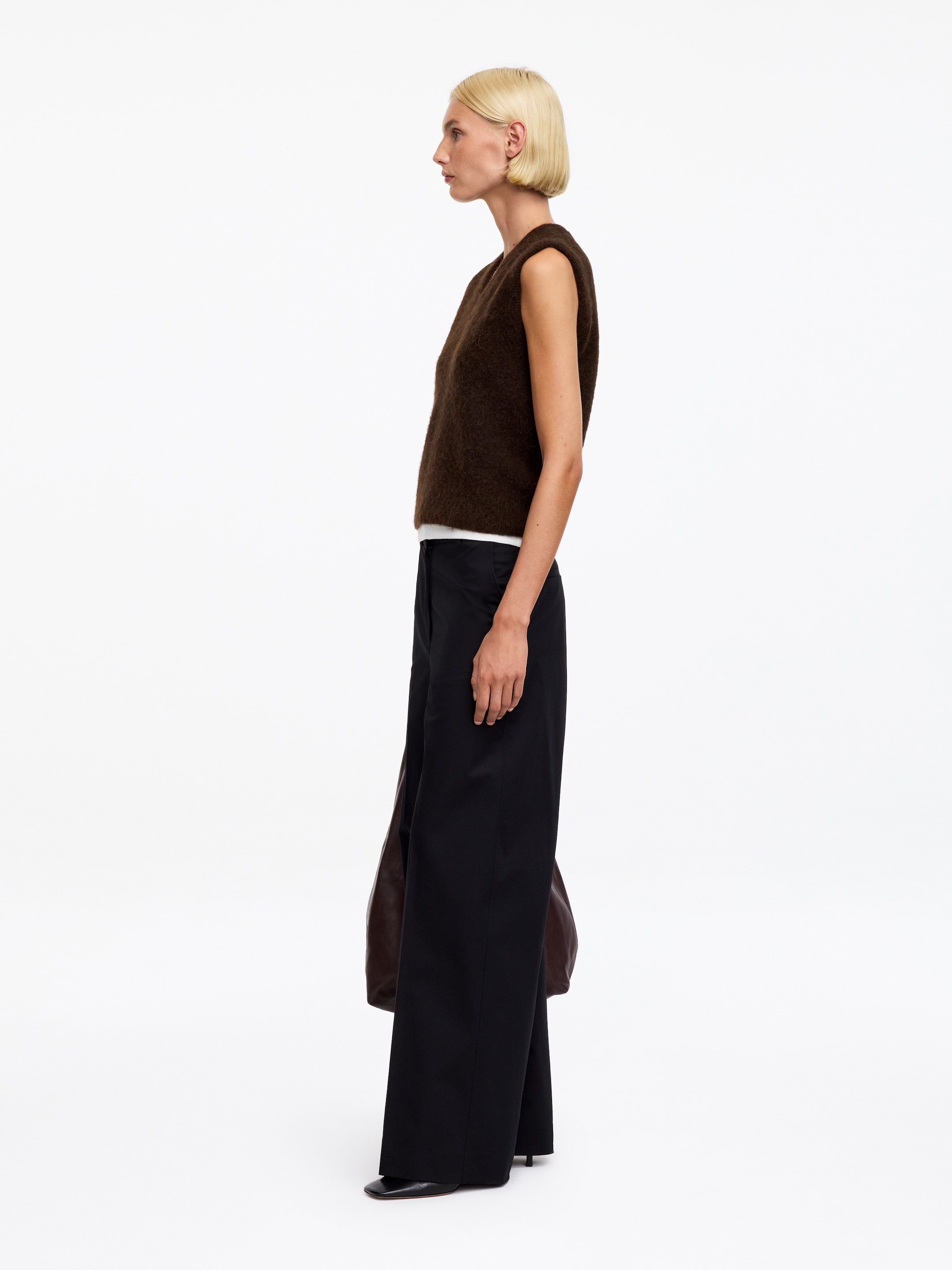 Alpaca-Wool Blend Vest - Marrón oscuro - Corte estándar - women - StillMedia/Lookbook - 2