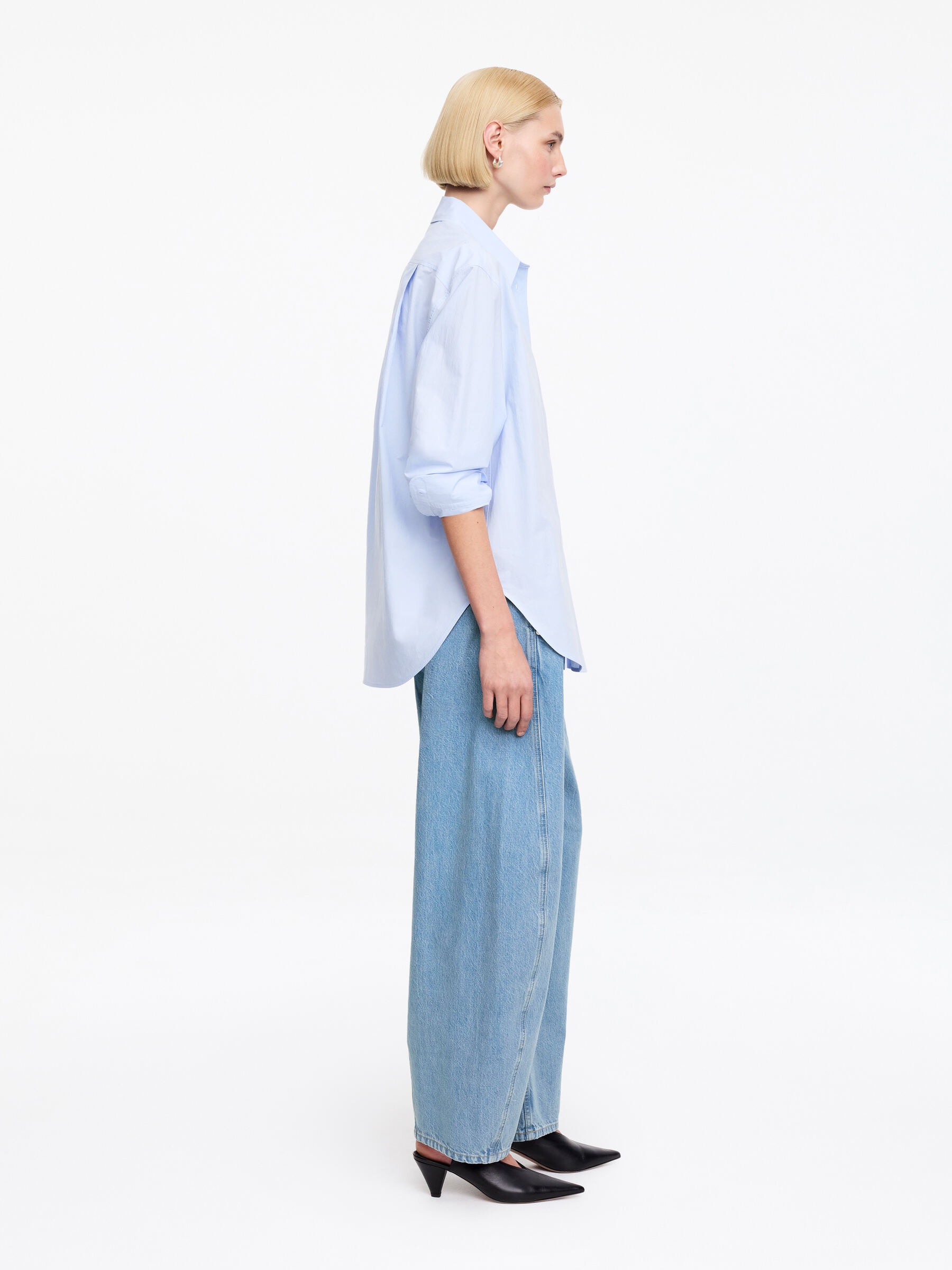 Jean à jambe barrel - Bleu moyen - Relaxed fit - Femme - StillMedia/Lookbook - 2