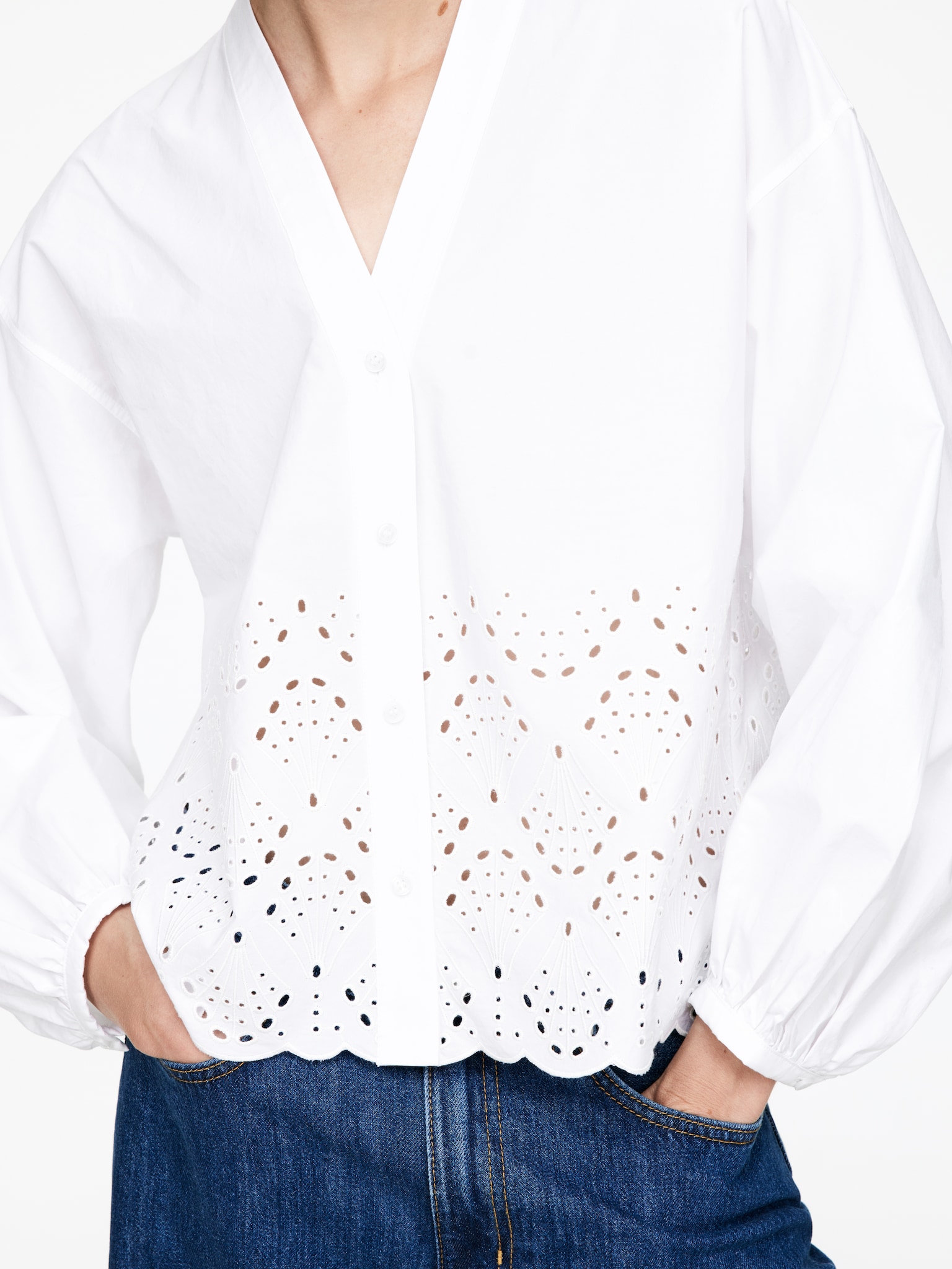 Blouse en broderie anglaise - Blanc/Bleu foncé - 6
