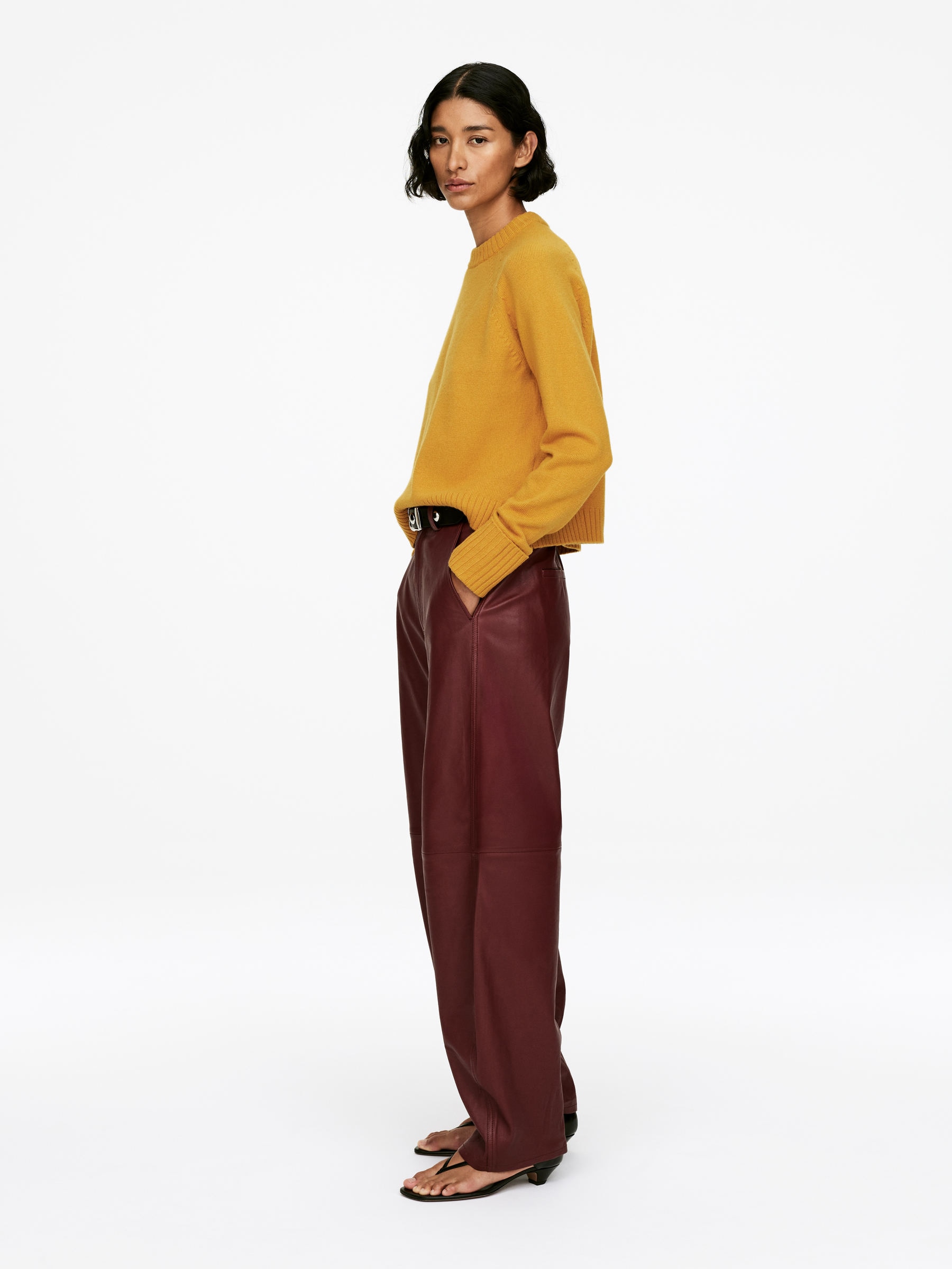 Folded Sleeve Wool Jumper - Dark Yellow - Regular fit - Women - StillMedia/Lookbook - 4