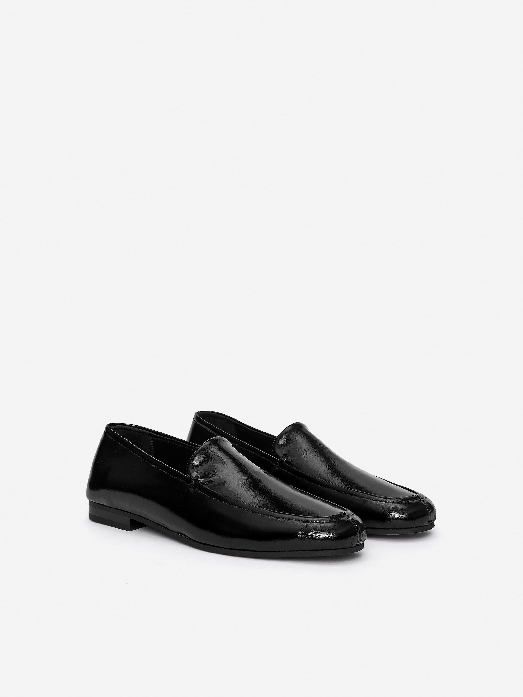 Lacquered Leather Loafers - Black - Women - StillMedia/DescriptiveStillLife - 2