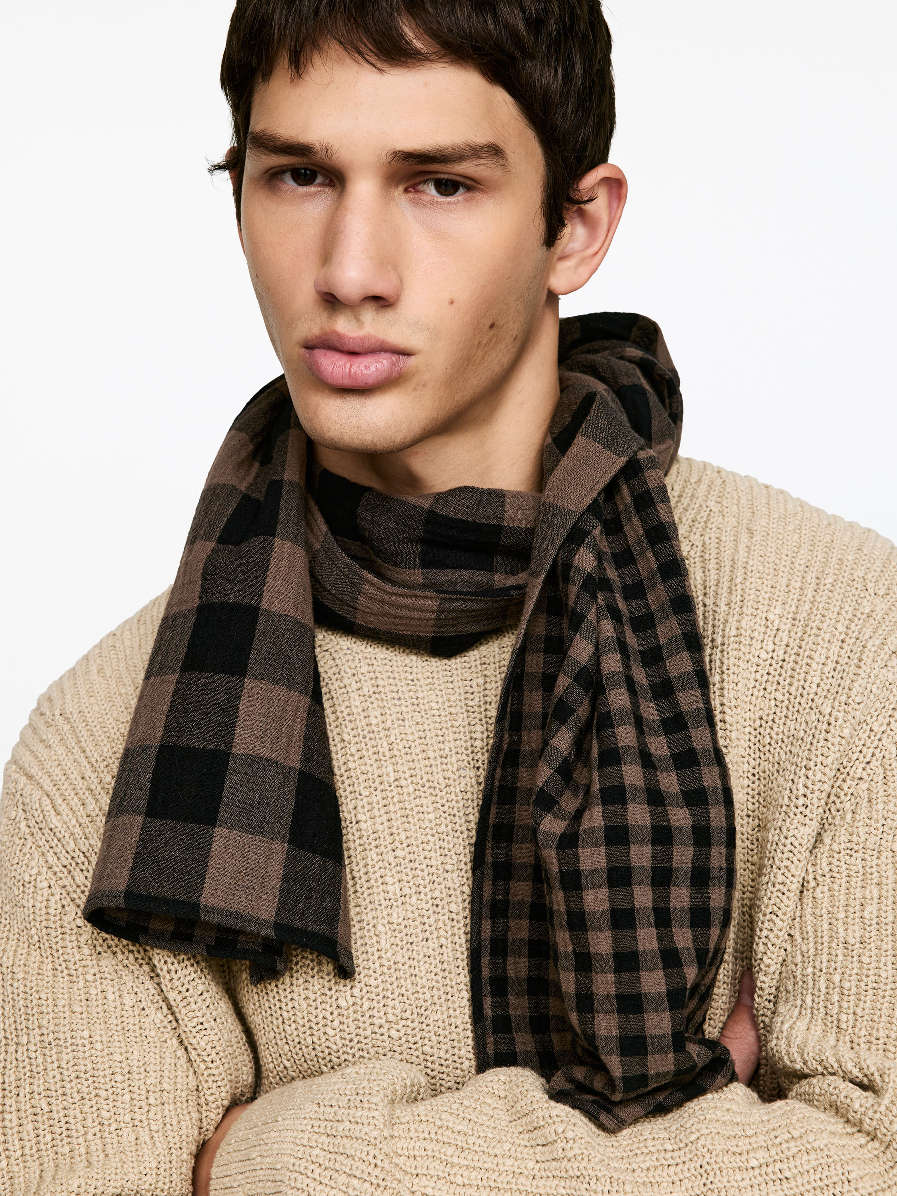 Karierter Baumwollschal - Graubraun/Schwarz - Herren - StillMedia/Lookbook - 3