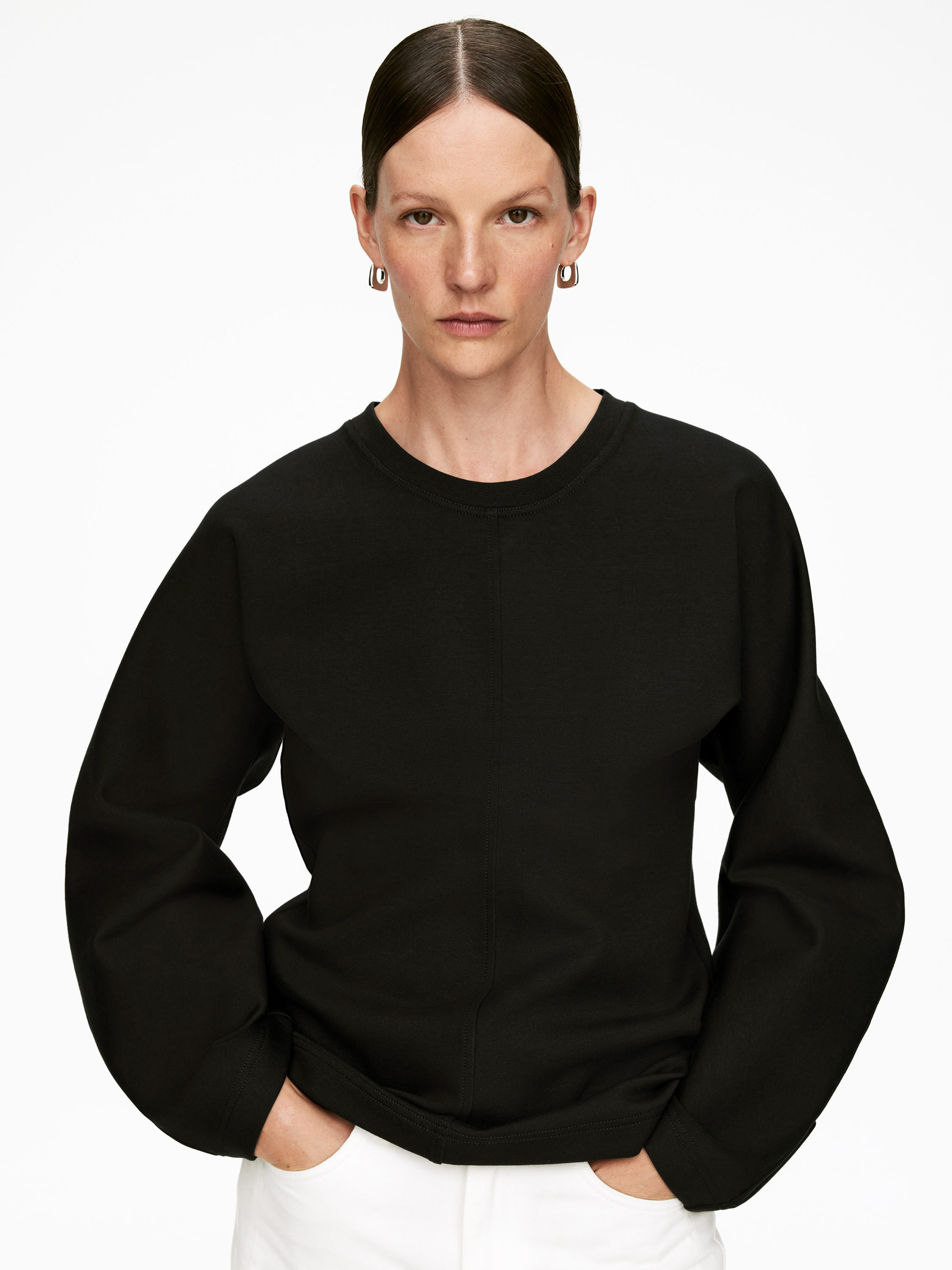 Batwing-Sleeve Sweatshirt - Black - Regular fit - Women - StillMedia/Lookbook - 4