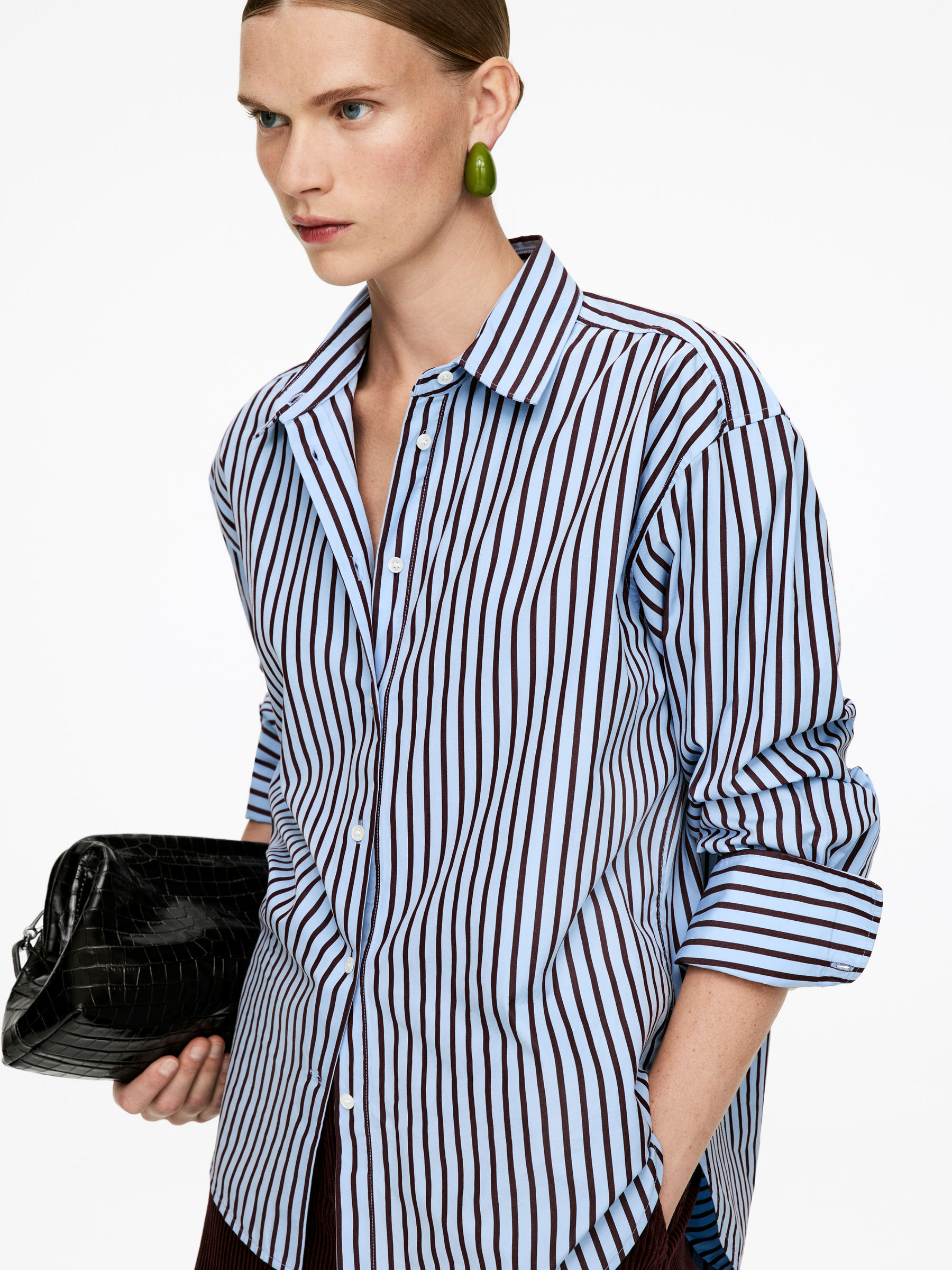 Cotton Poplin Shirt - Blue/Burgundy - Relaxed fit - Women - StillMedia/Lookbook - 5