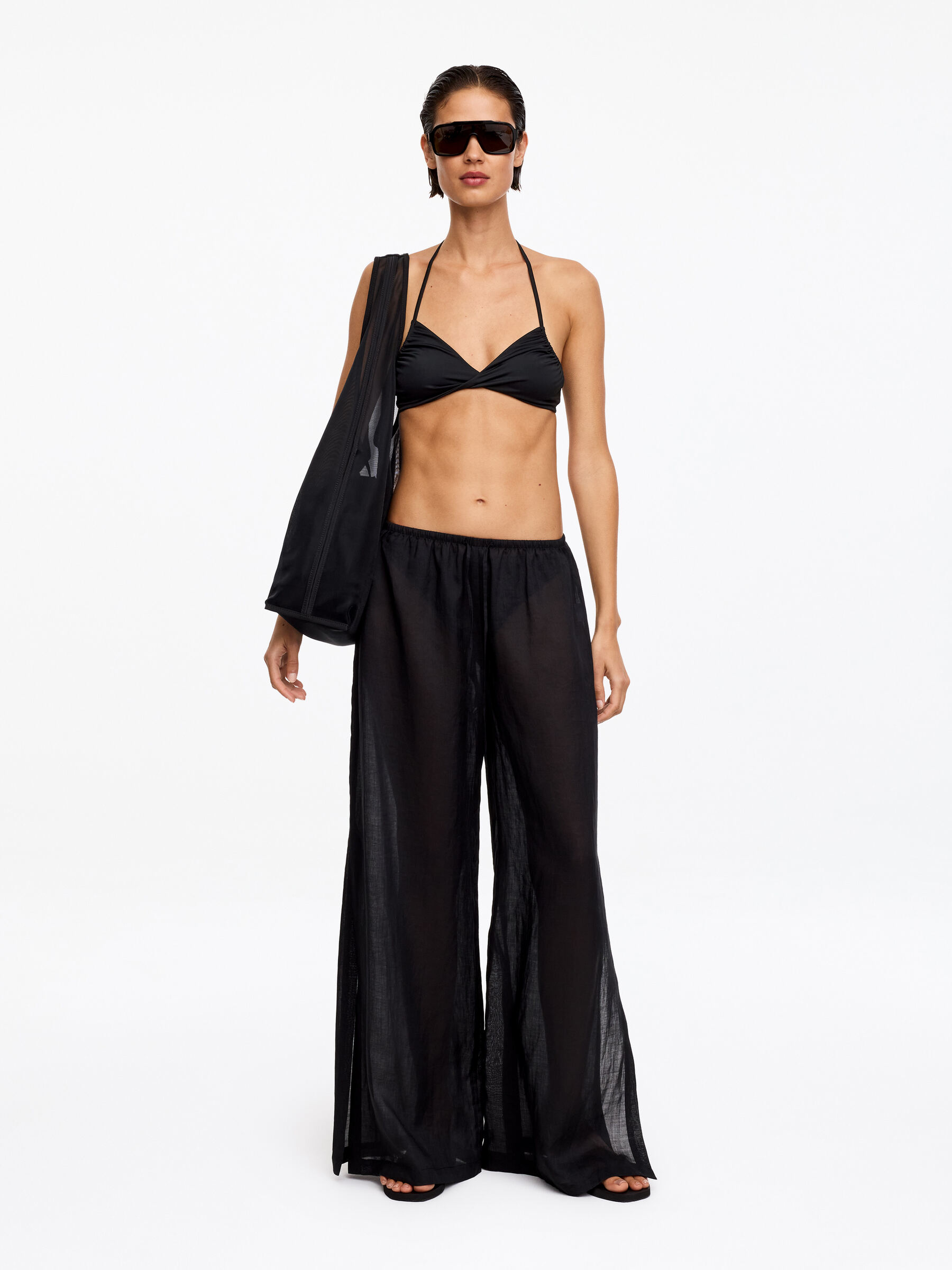 Gathered Triangle Bikini Top - Black - Women - StillMedia/Lookbook - 5