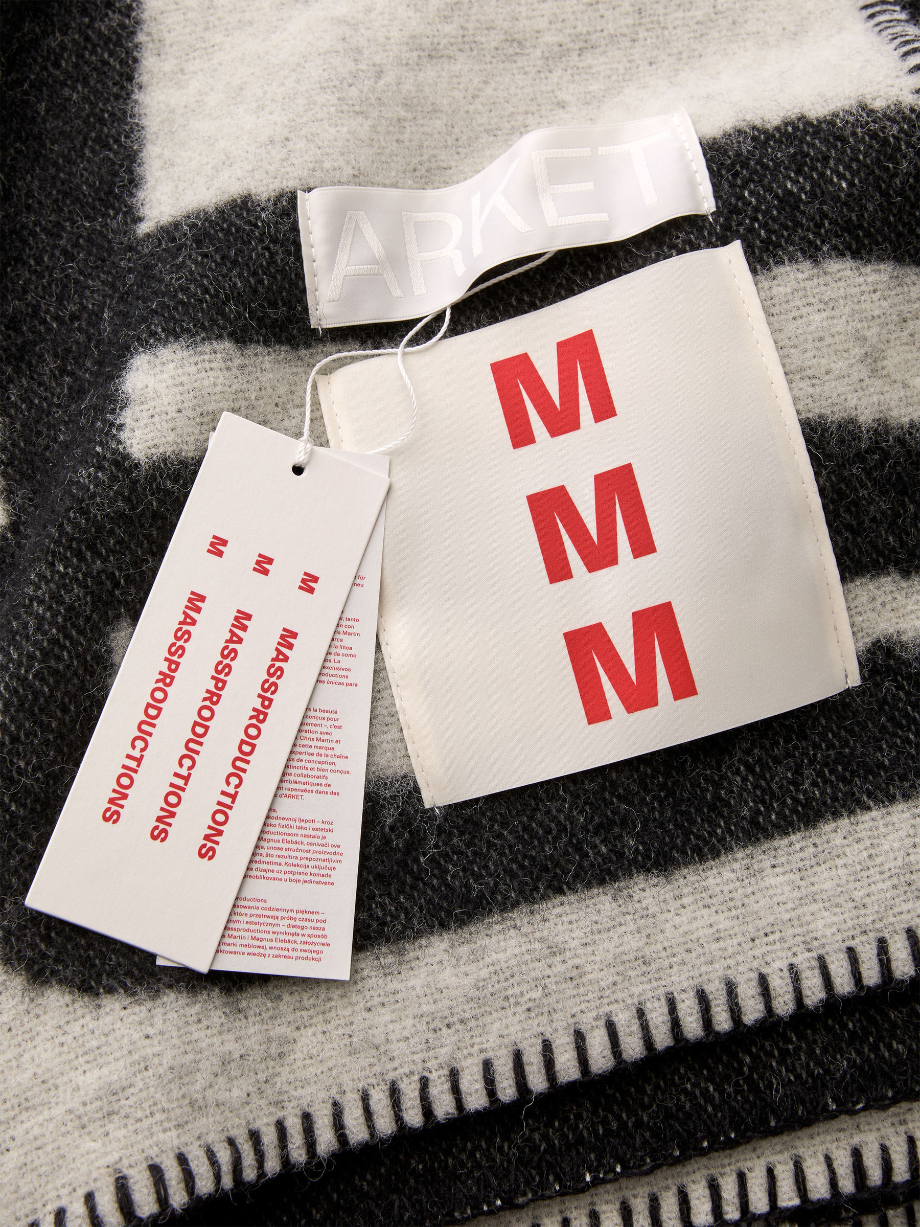 ARKET and Massproductions Wool Blanket - Black/Off White - Homeware - StillMedia/DescriptiveDetail - 5