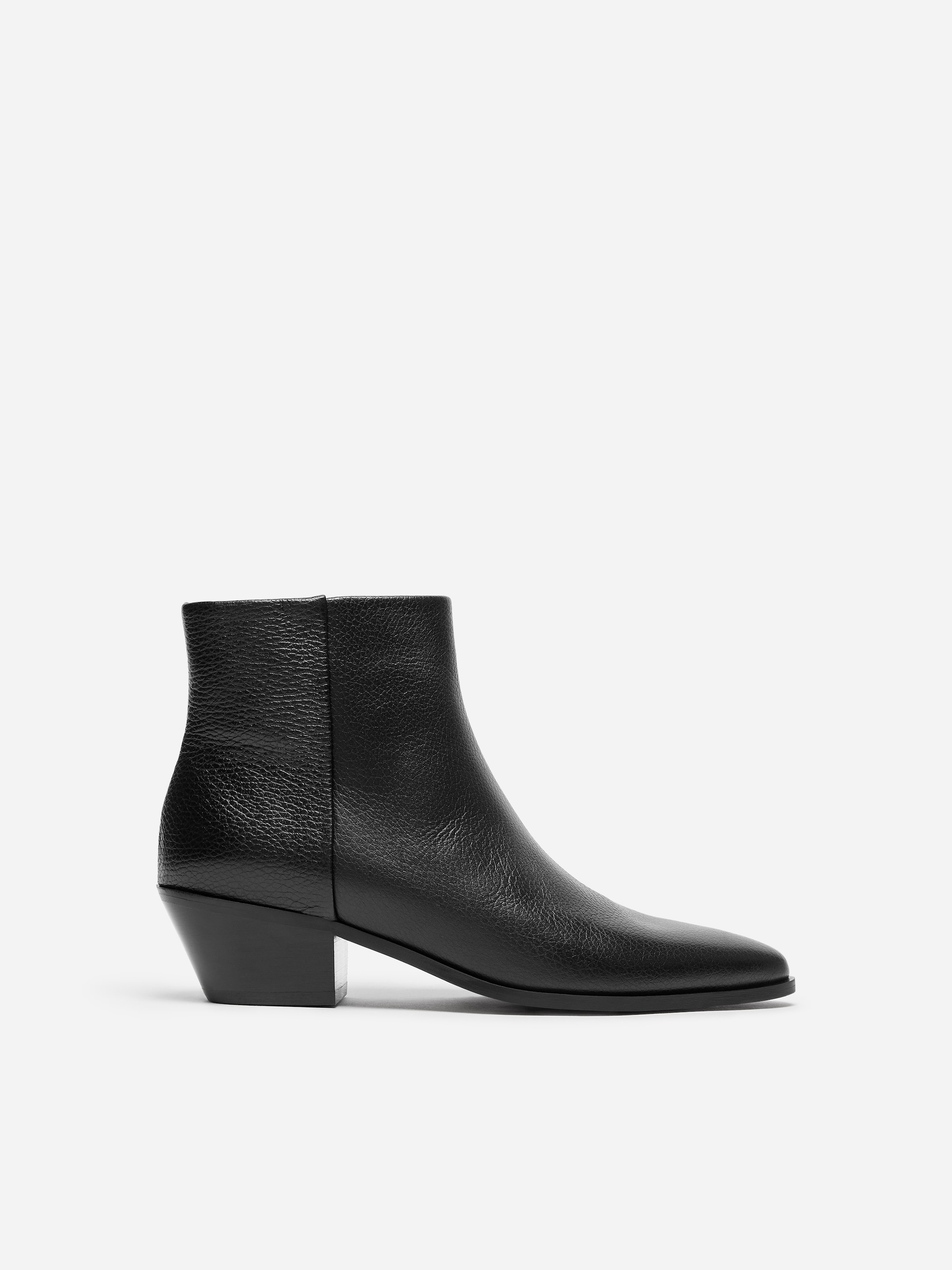 Leather ankle boots-Black-20831