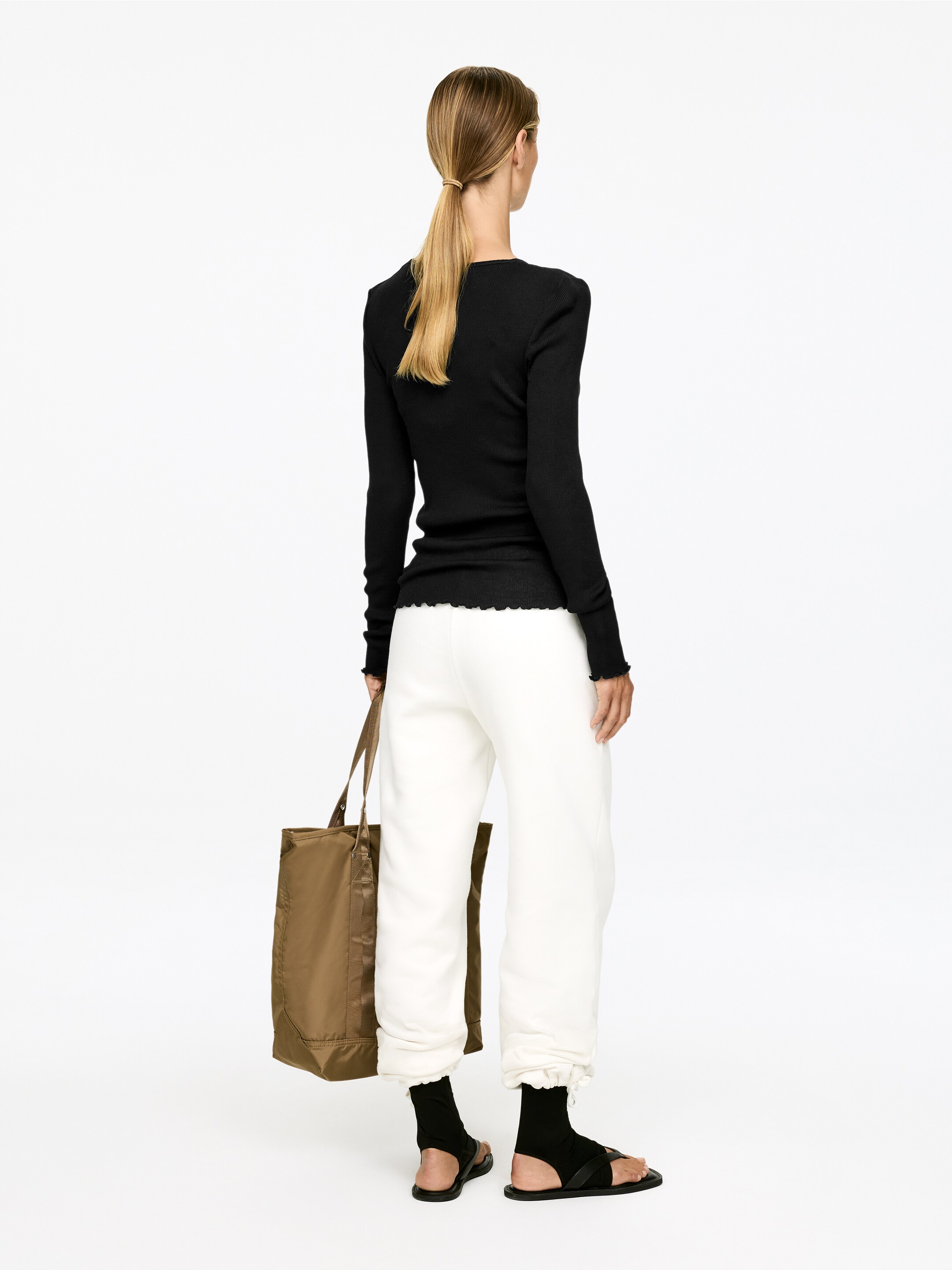 Visualizza immagine più grande: Maglia a coste in lana e seta - Nero - DONNA | H&M IT 3