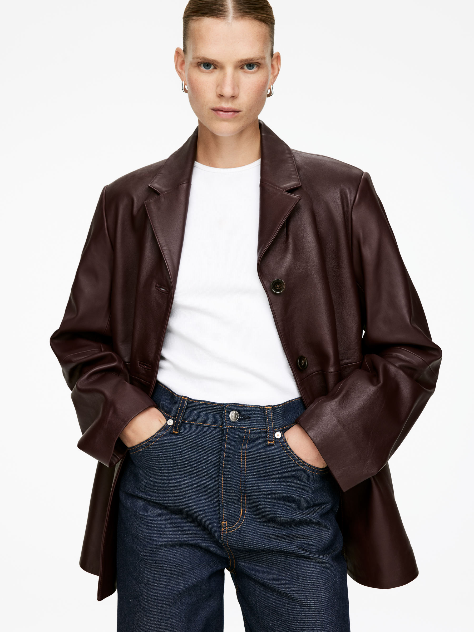 LUPINE Flared Jeans - Dark Blue - Slim fit - Women - StillMedia/Lookbook - 6