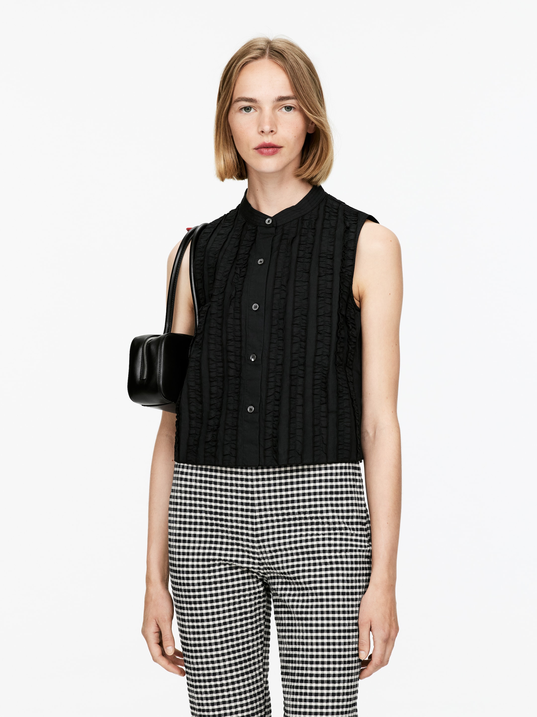 Zobrazit větší obrázek: Top s volánky - Black - ŽENY | H&M CZ 1