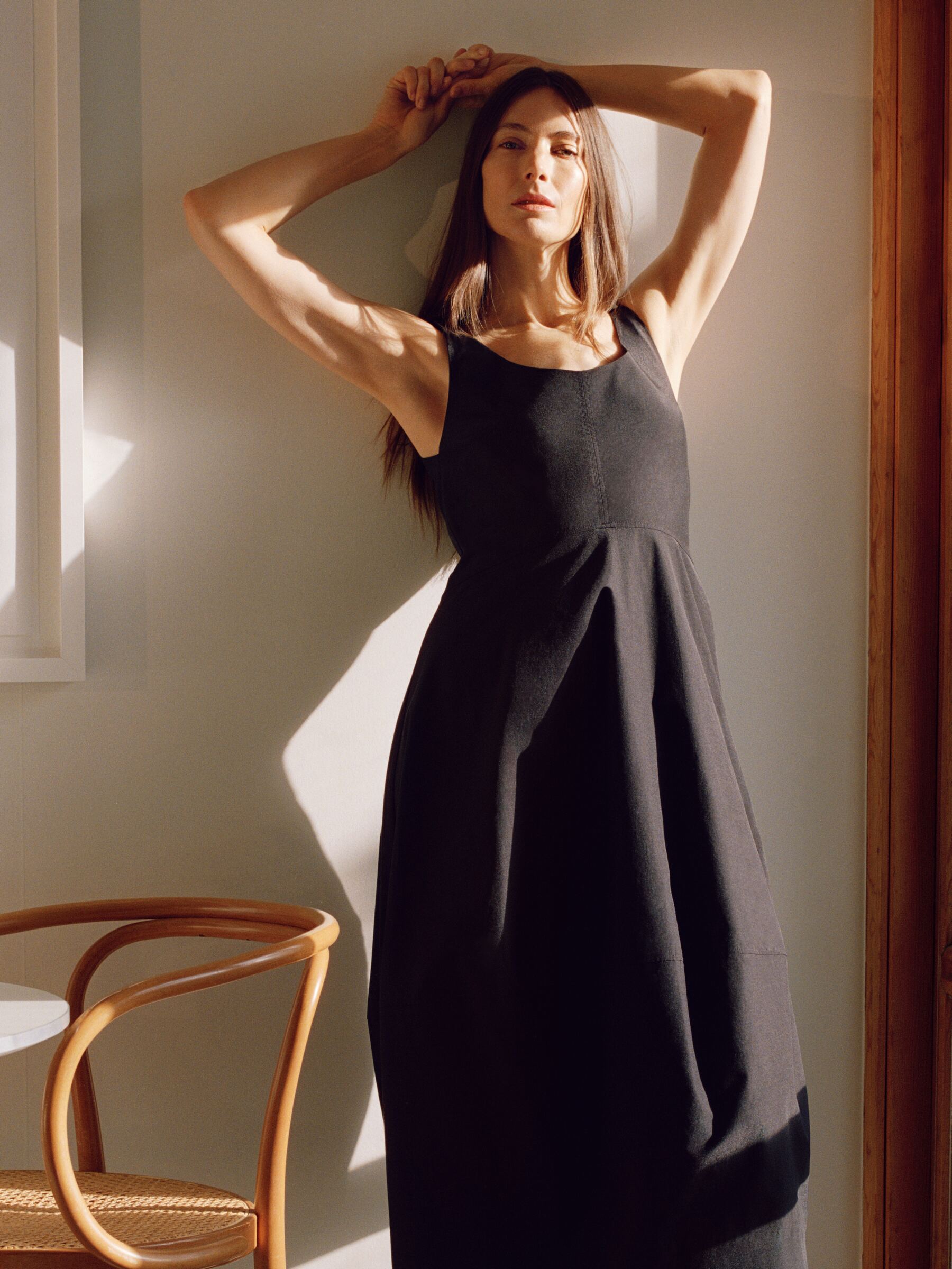 Vestido envolvente de tafetán - Negro - Corte estándar - Women - StillMedia/Environmental - 1