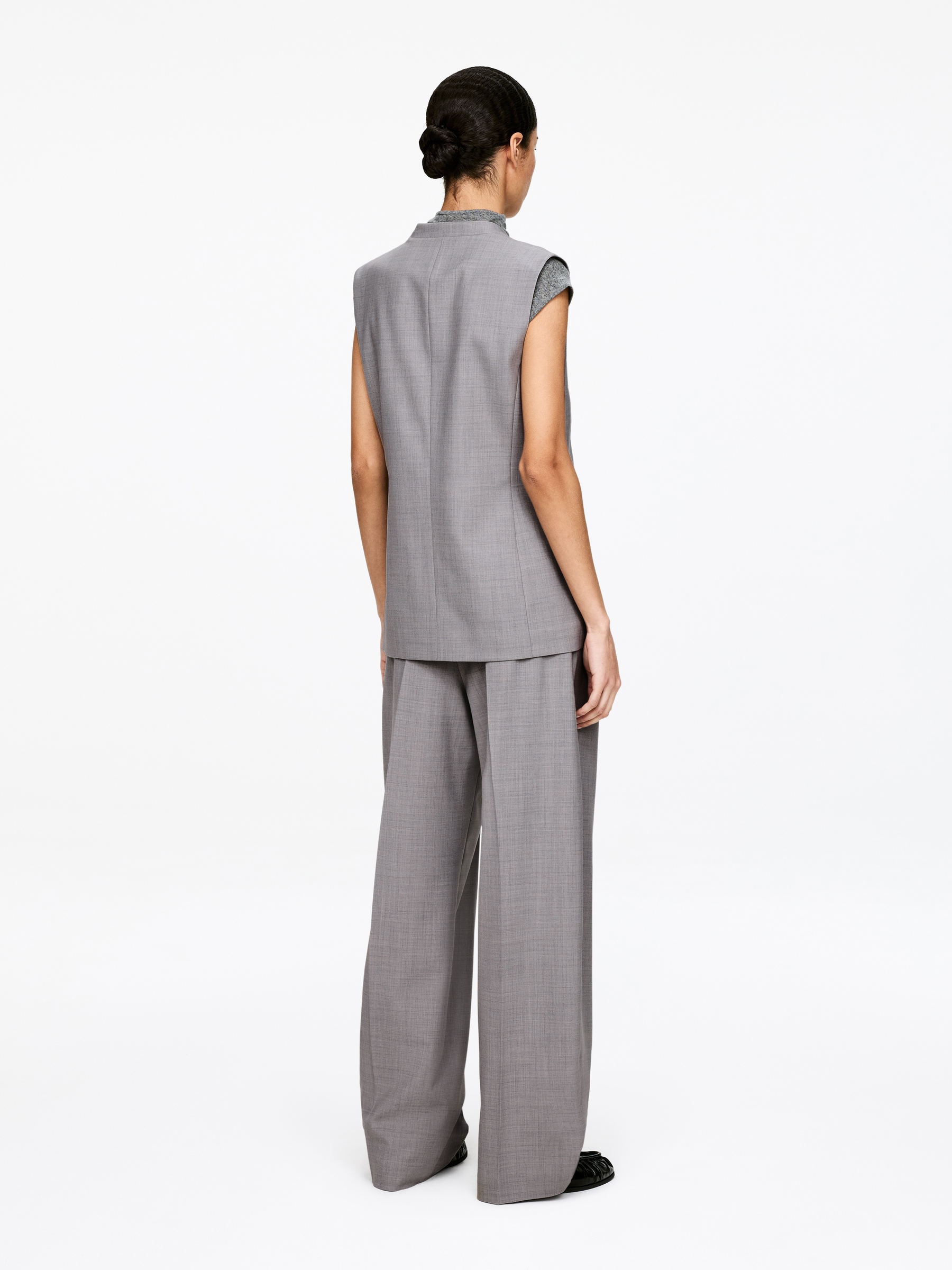 Tailored Waistcoat - Grey - Loose fit - Women - StillMedia/Lookbook - 5