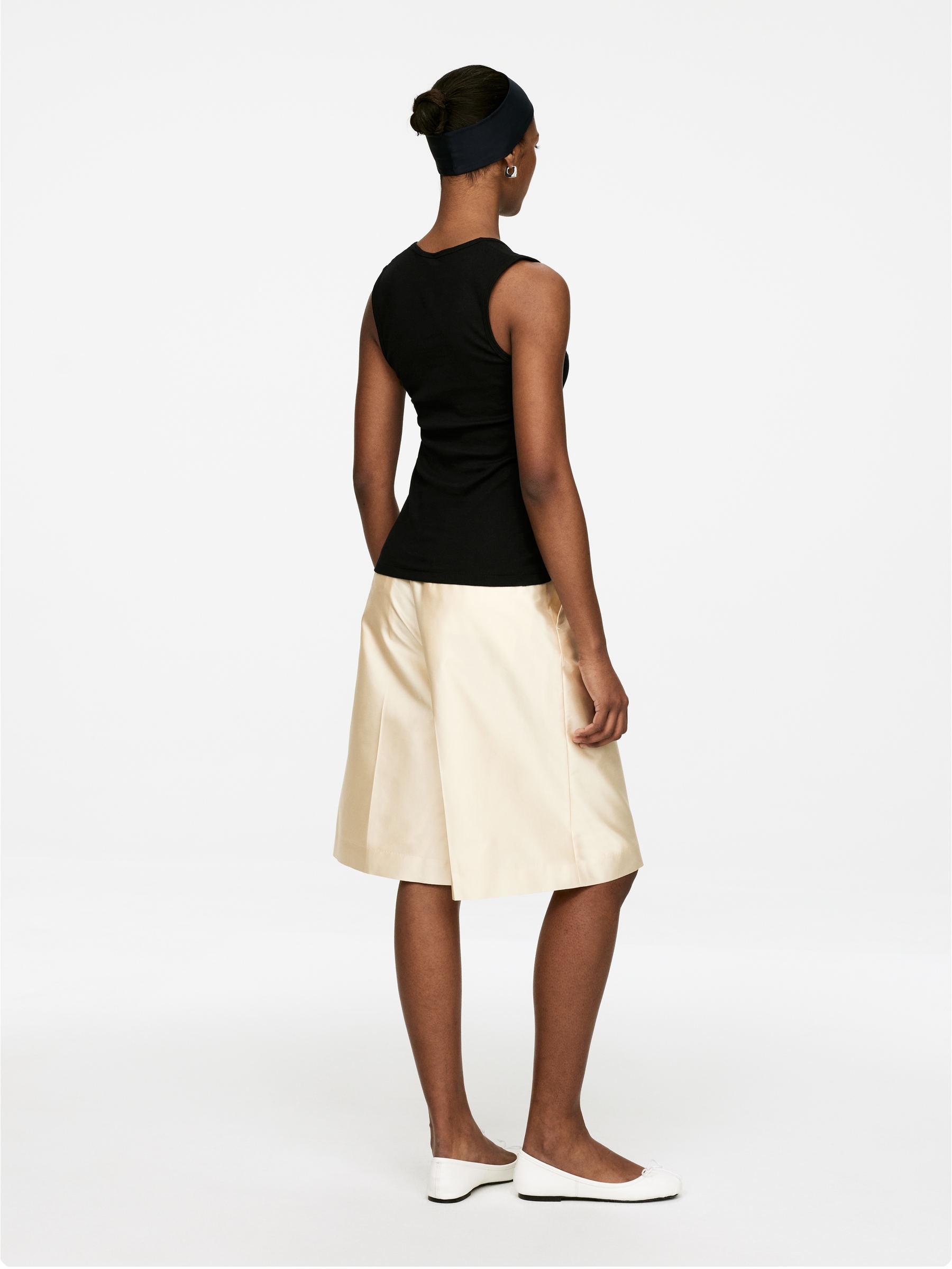 Rib Tank Top - Black - Slim fit - Women - StillMedia/Lookbook - 22